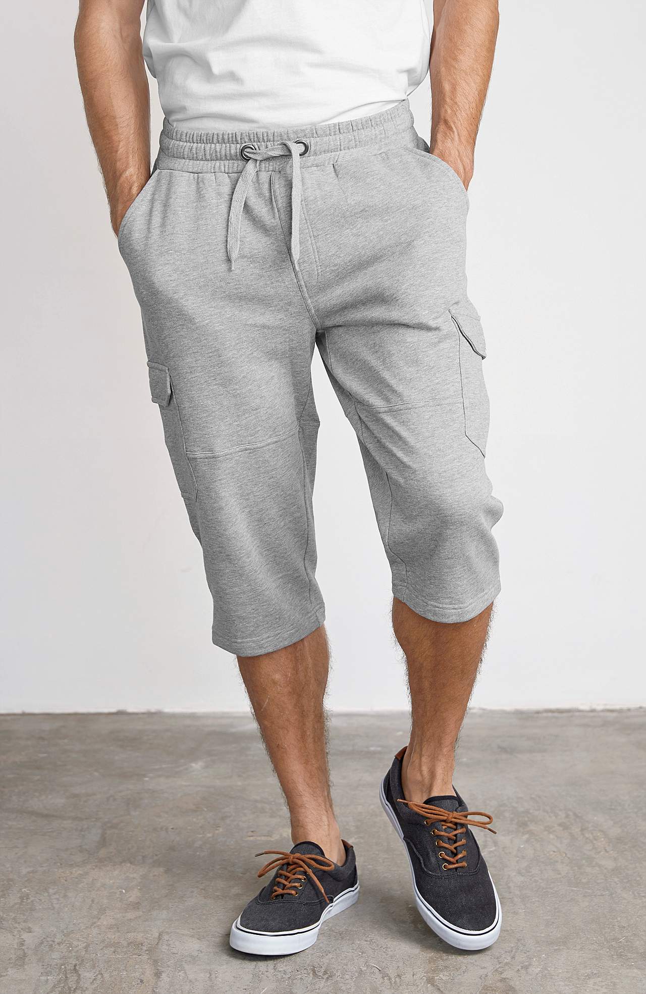 Långa svettisshorts med cargofickor