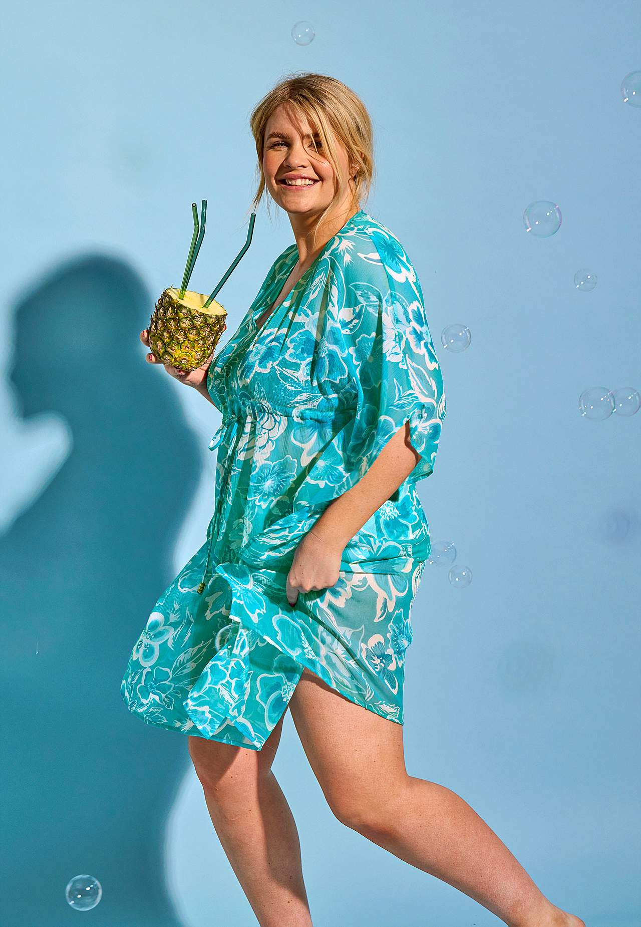 Blommönstrad strandkaftan