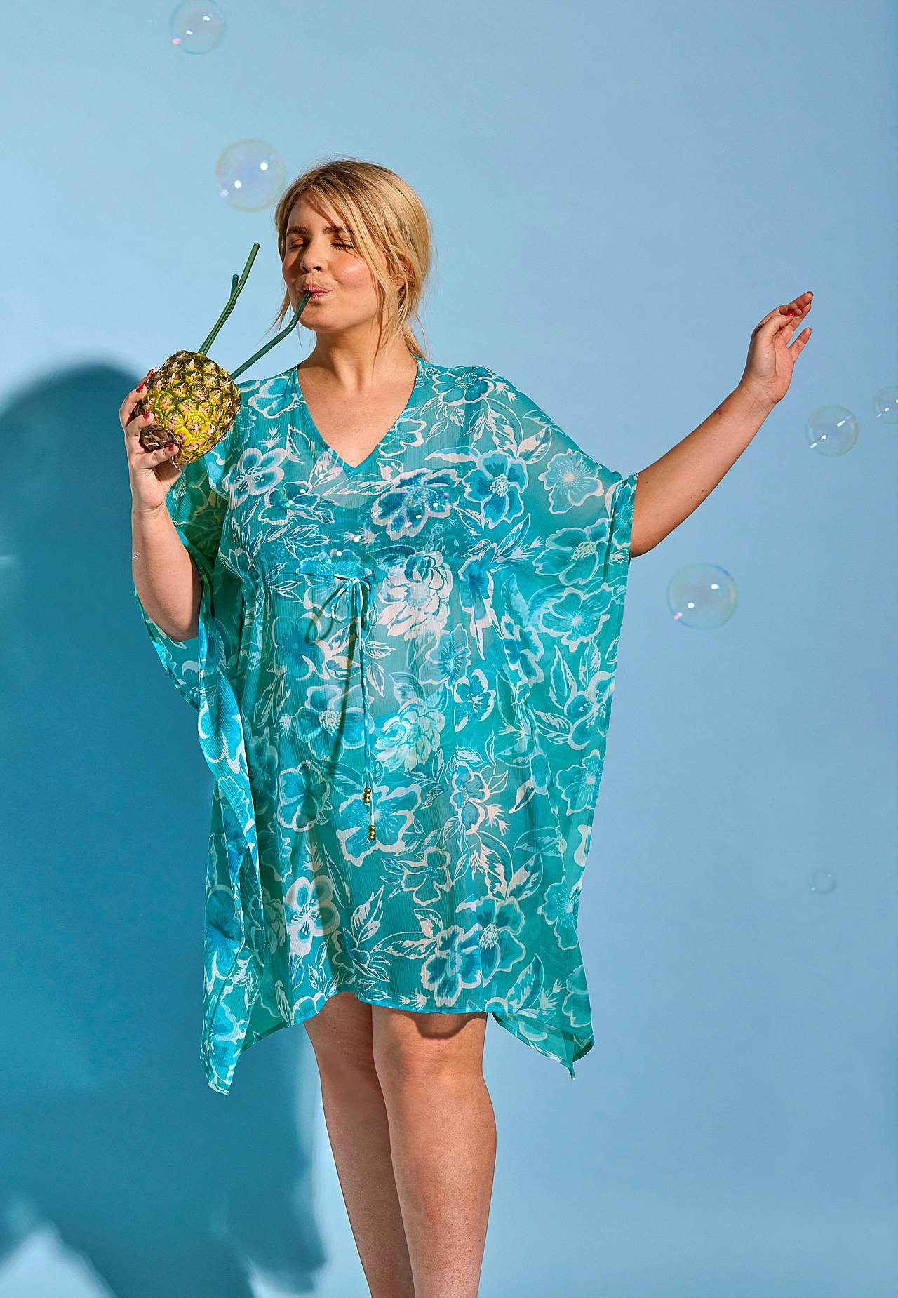 Blommönstrad strandkaftan