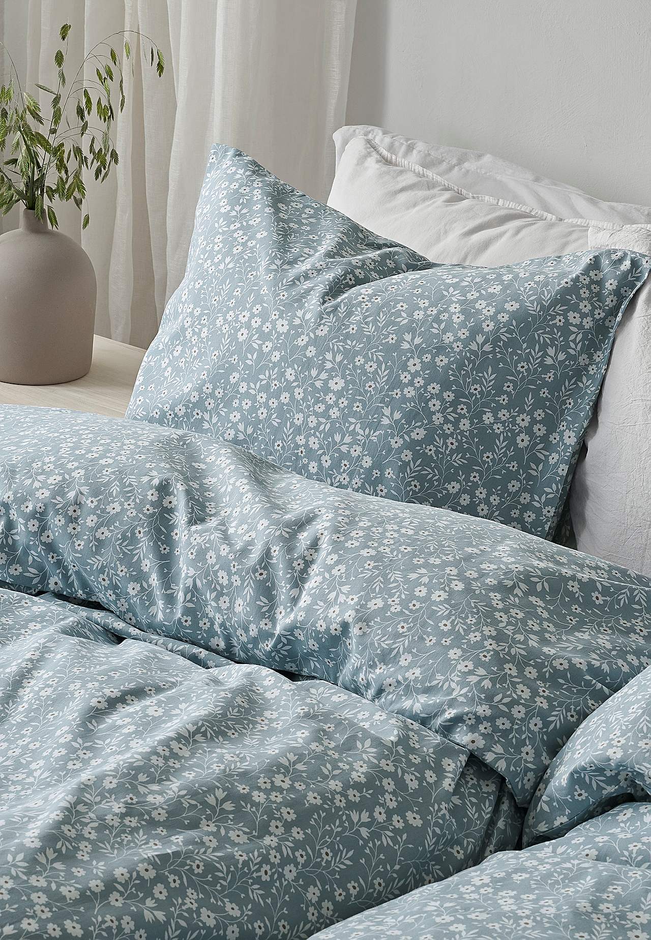 Småblommigt påslakanset 150x210 cm