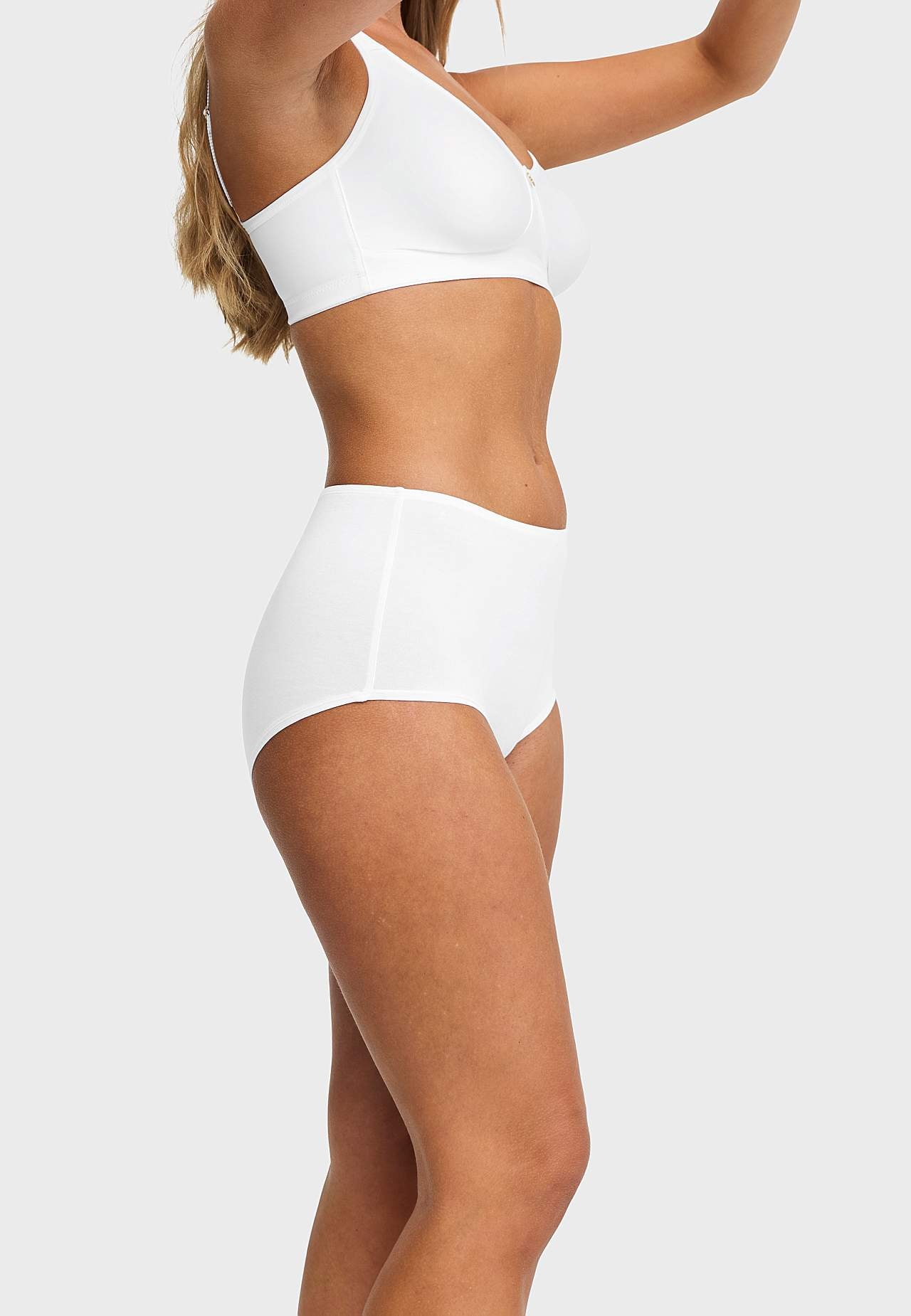 Maxitrosa i modal Essence