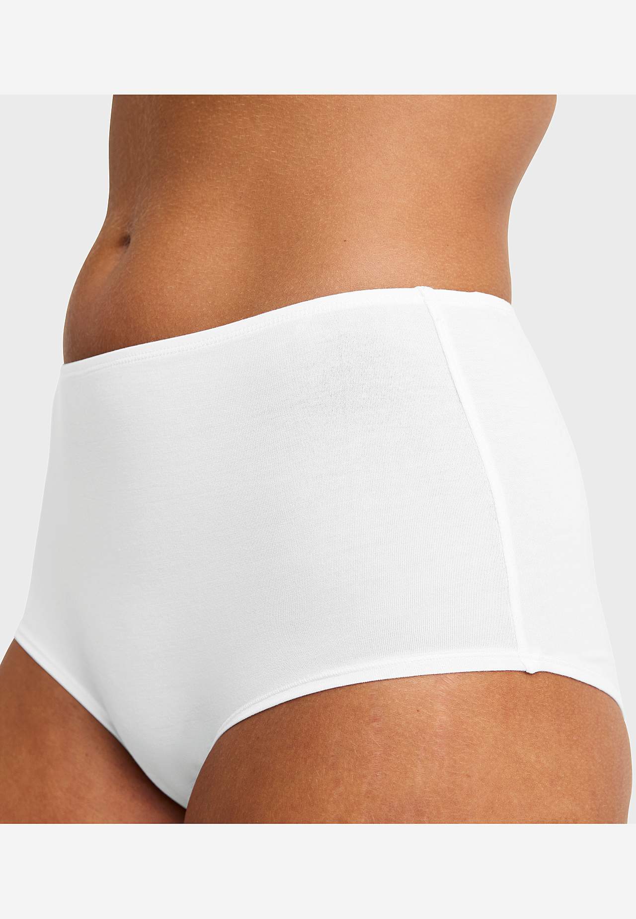 Maxitrosa i modal Essence