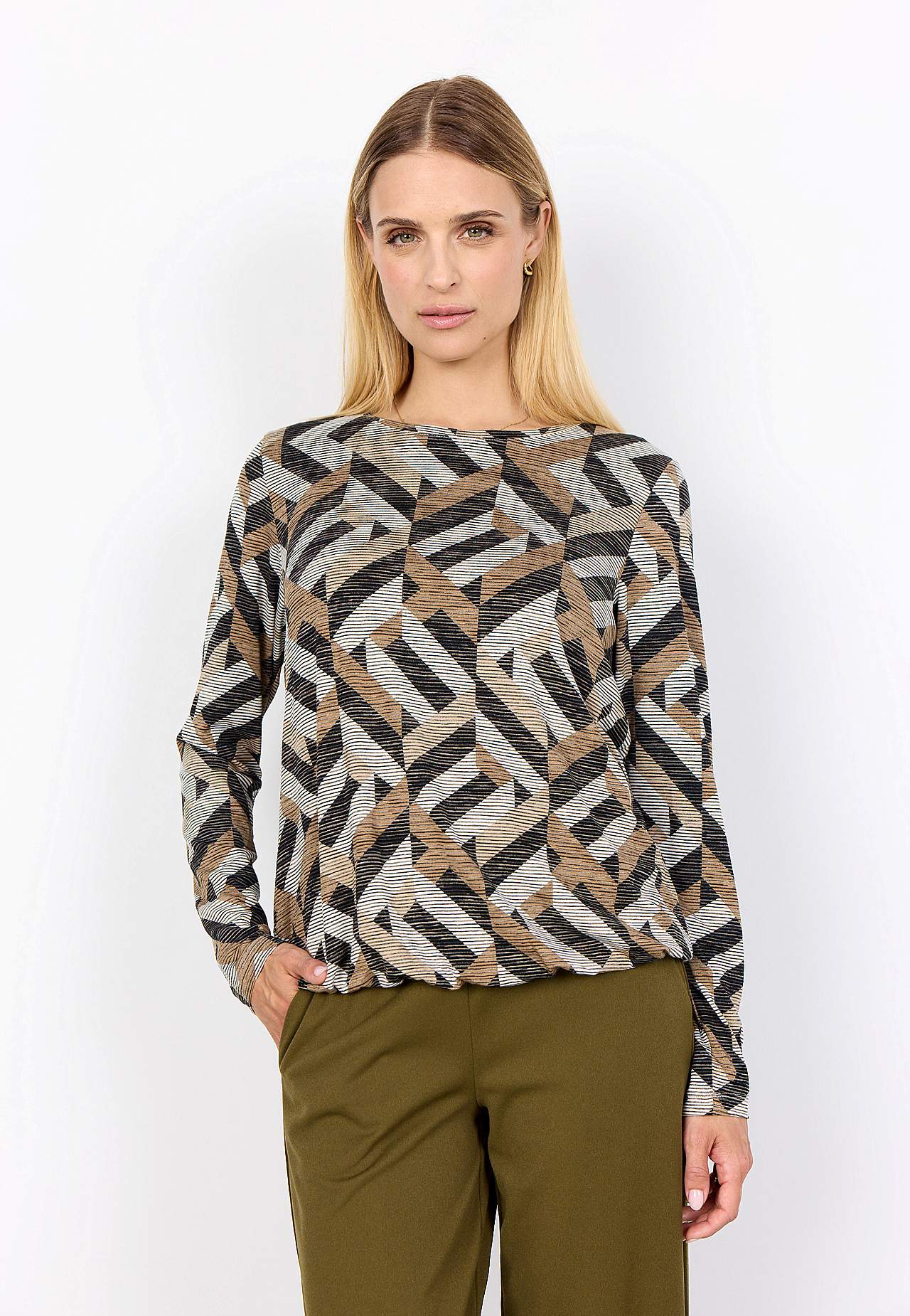 Långärmad trikåtopp