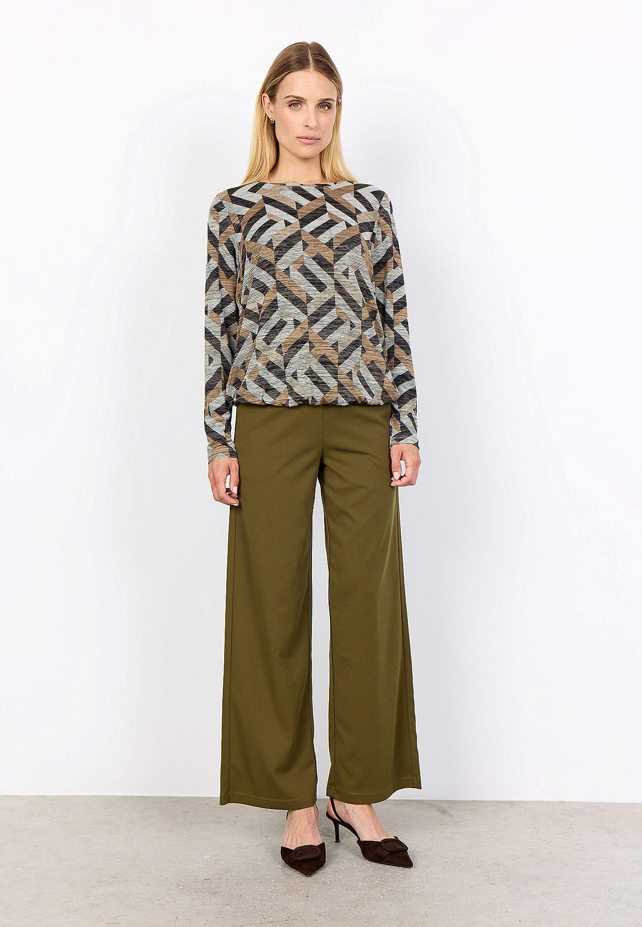 Långärmad trikåtopp