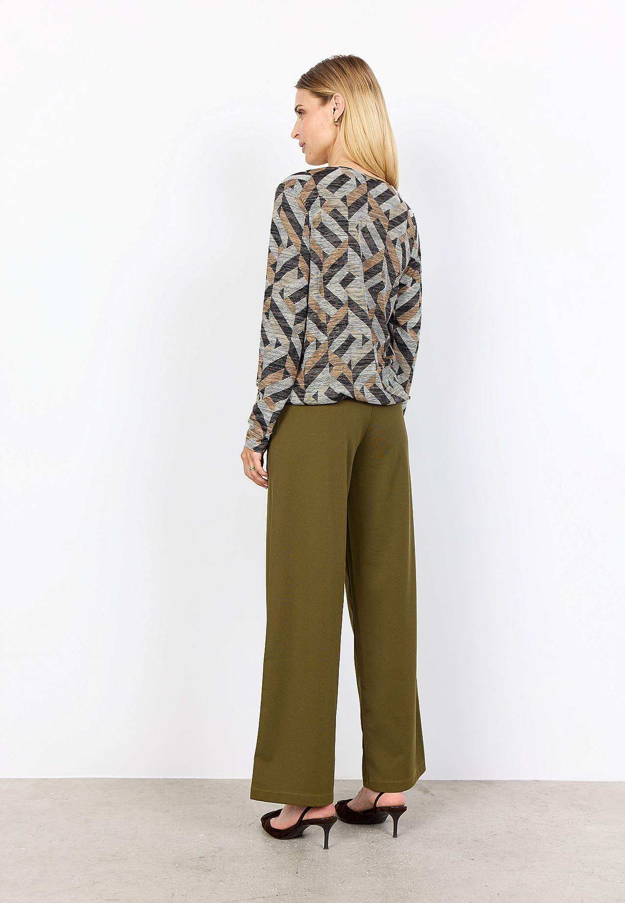 Långärmad trikåtopp