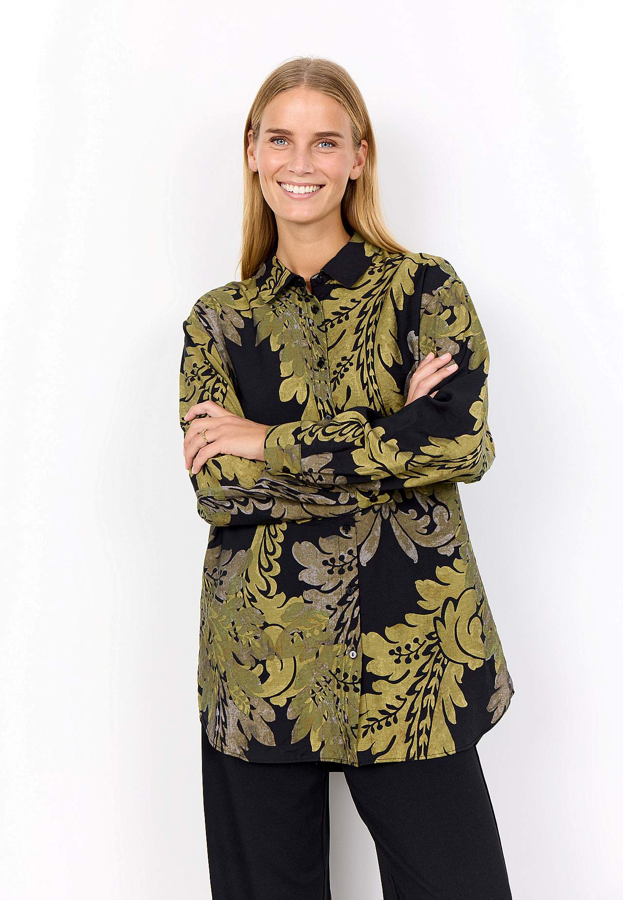 Vävd, mönstrad skjorta