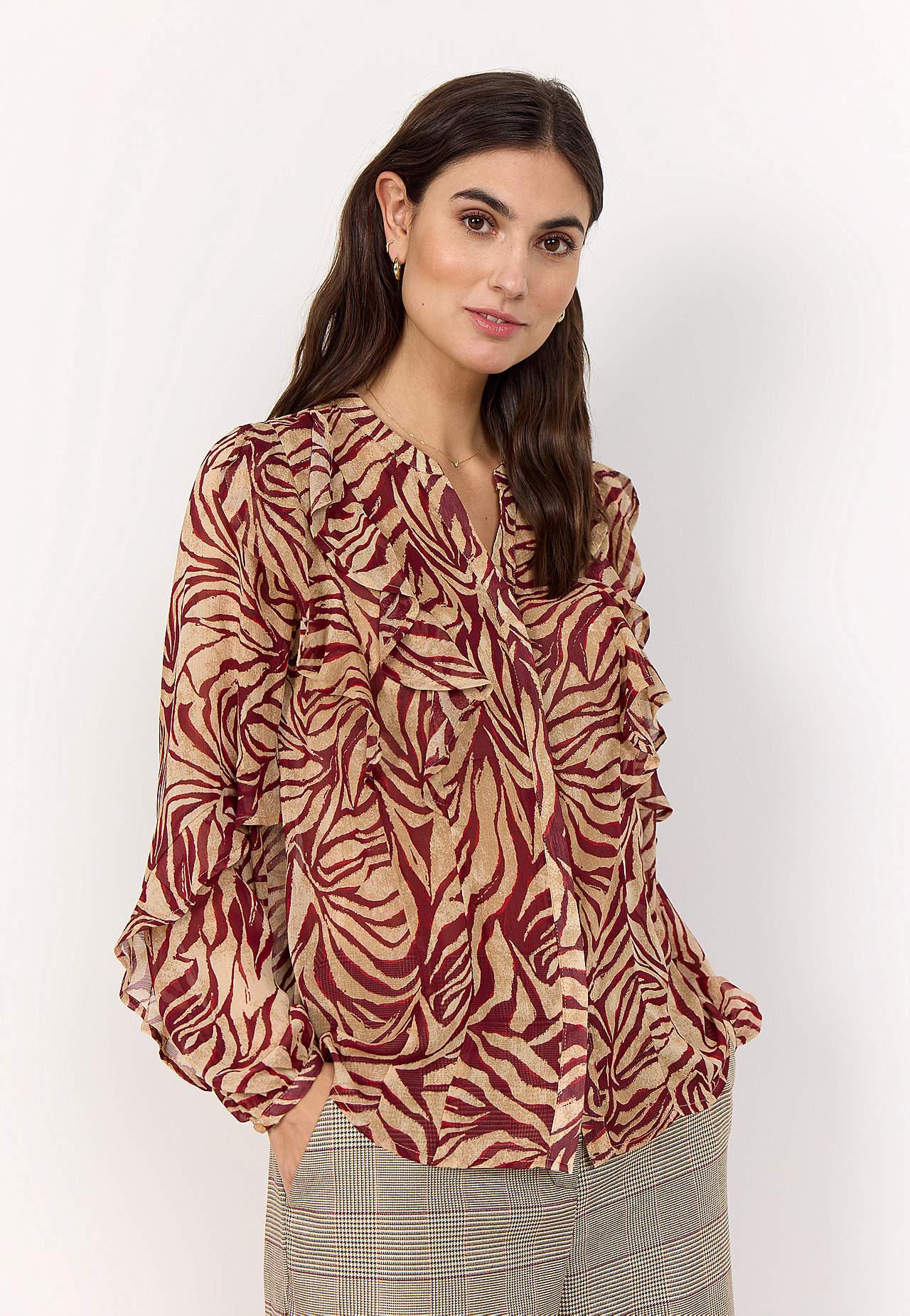 Skir blus med volanger