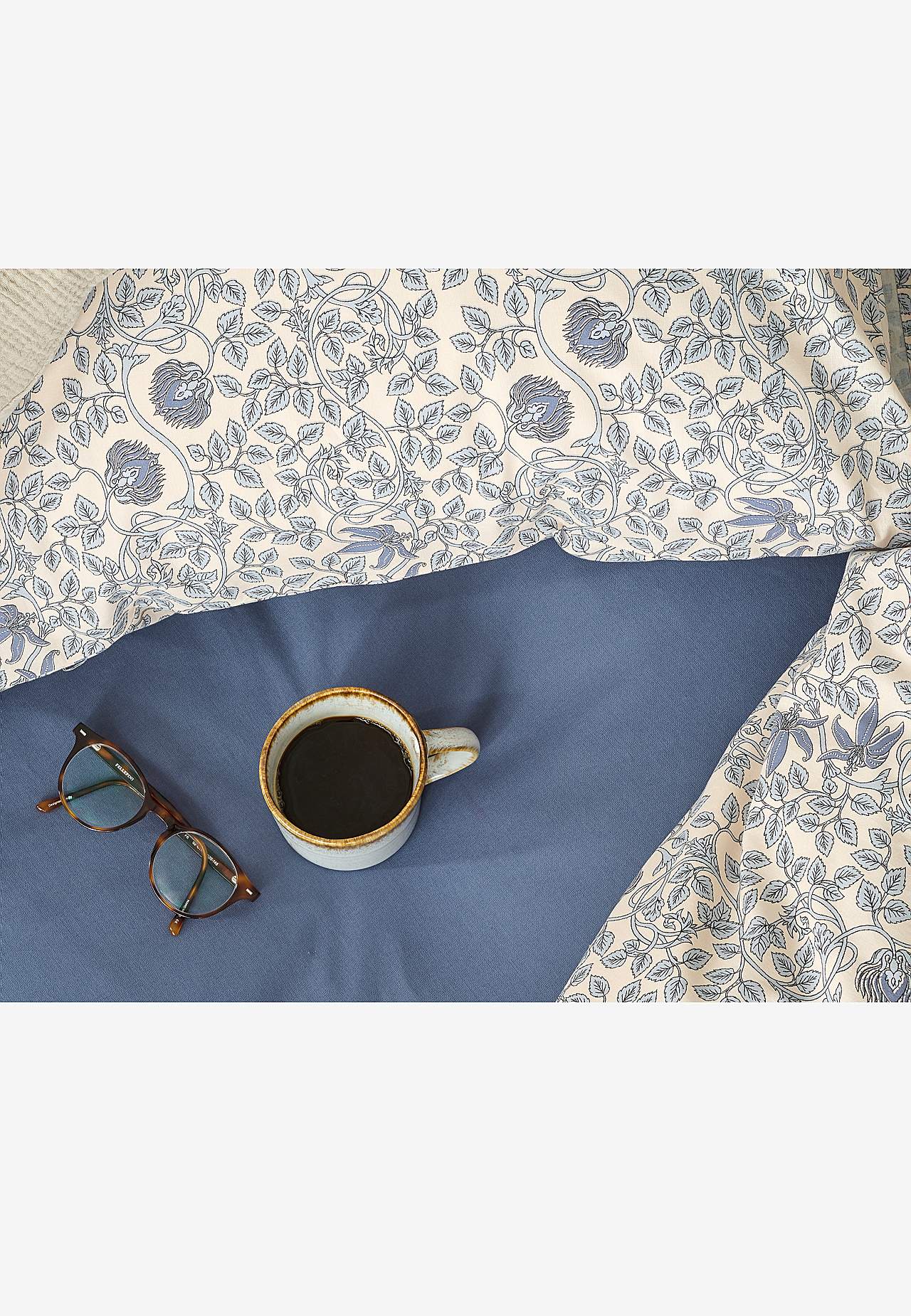 Småblommigt påslakanset 150x210 cm