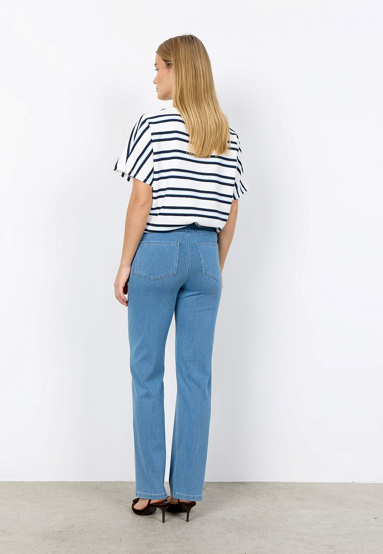 Supermjuk, randig trikåtopp i modalmix