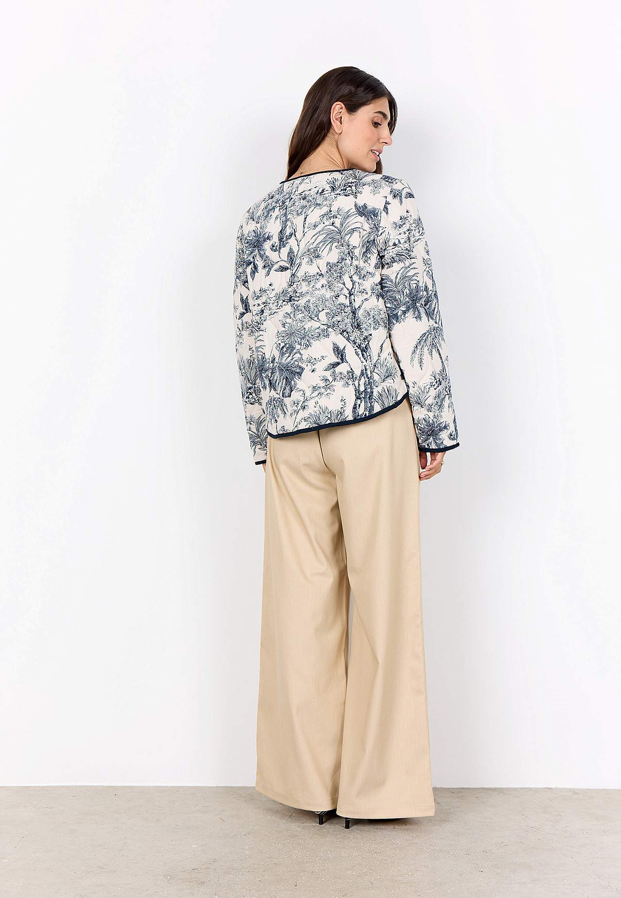 Vändbar, quiltad jacka