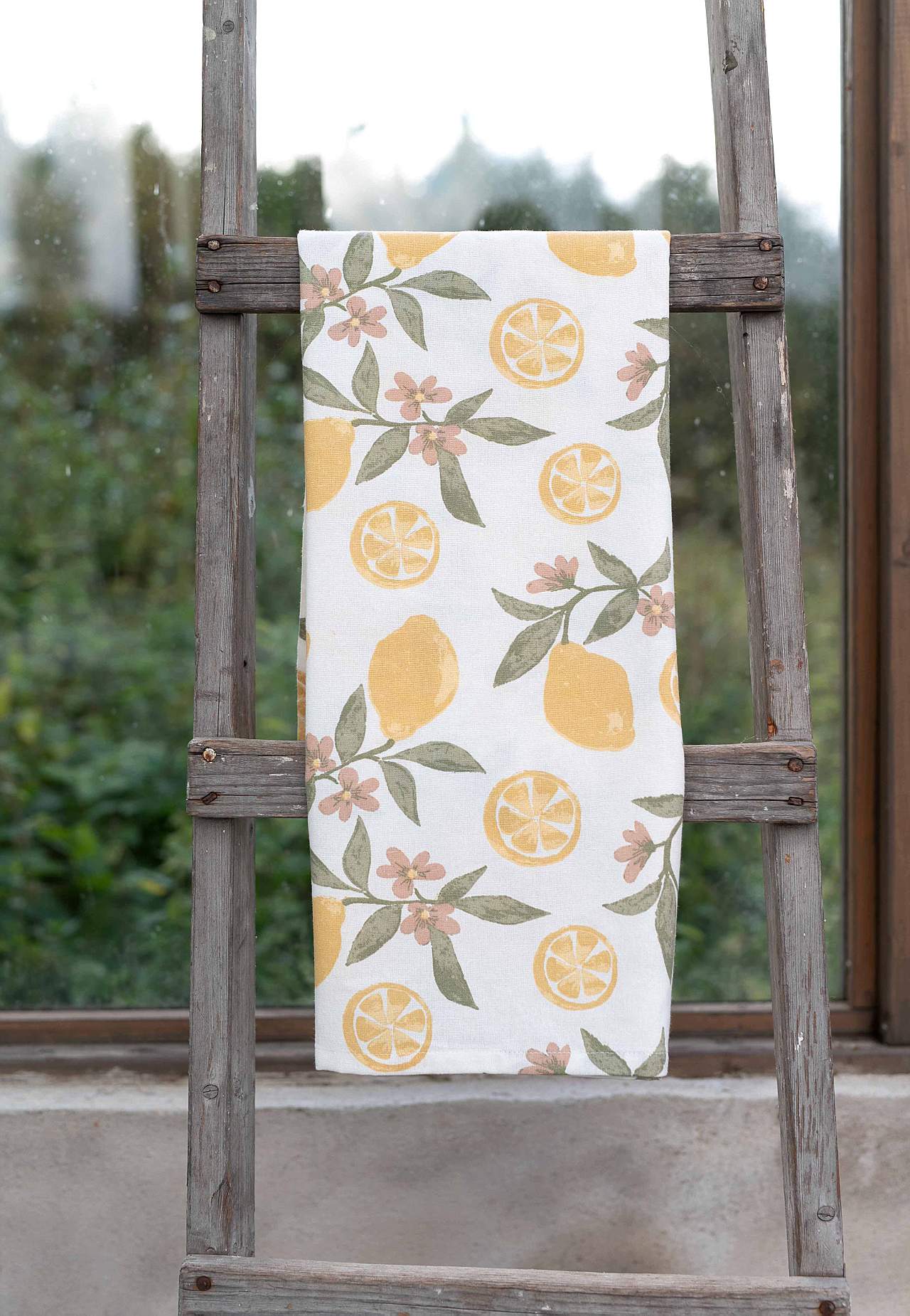 Duk med citronmönster 90x90 cm