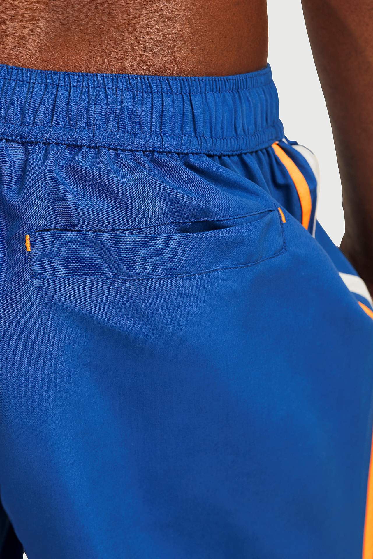 Sportiga badshorts