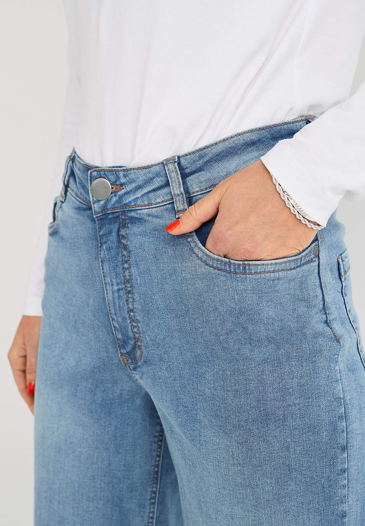 Vida jeans med hög midja