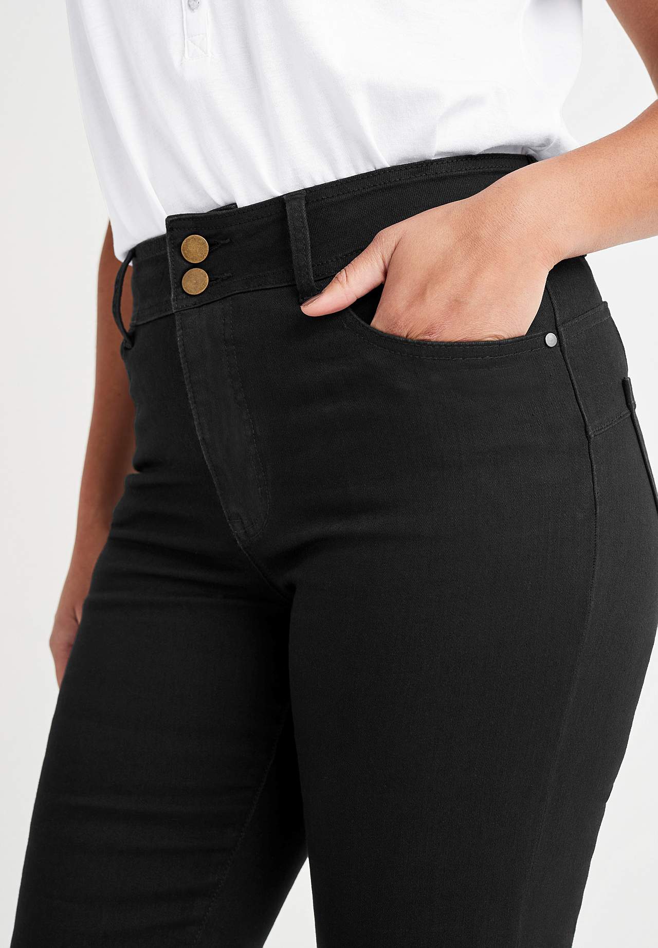 Stretchiga caprijeans med shaping-effekt