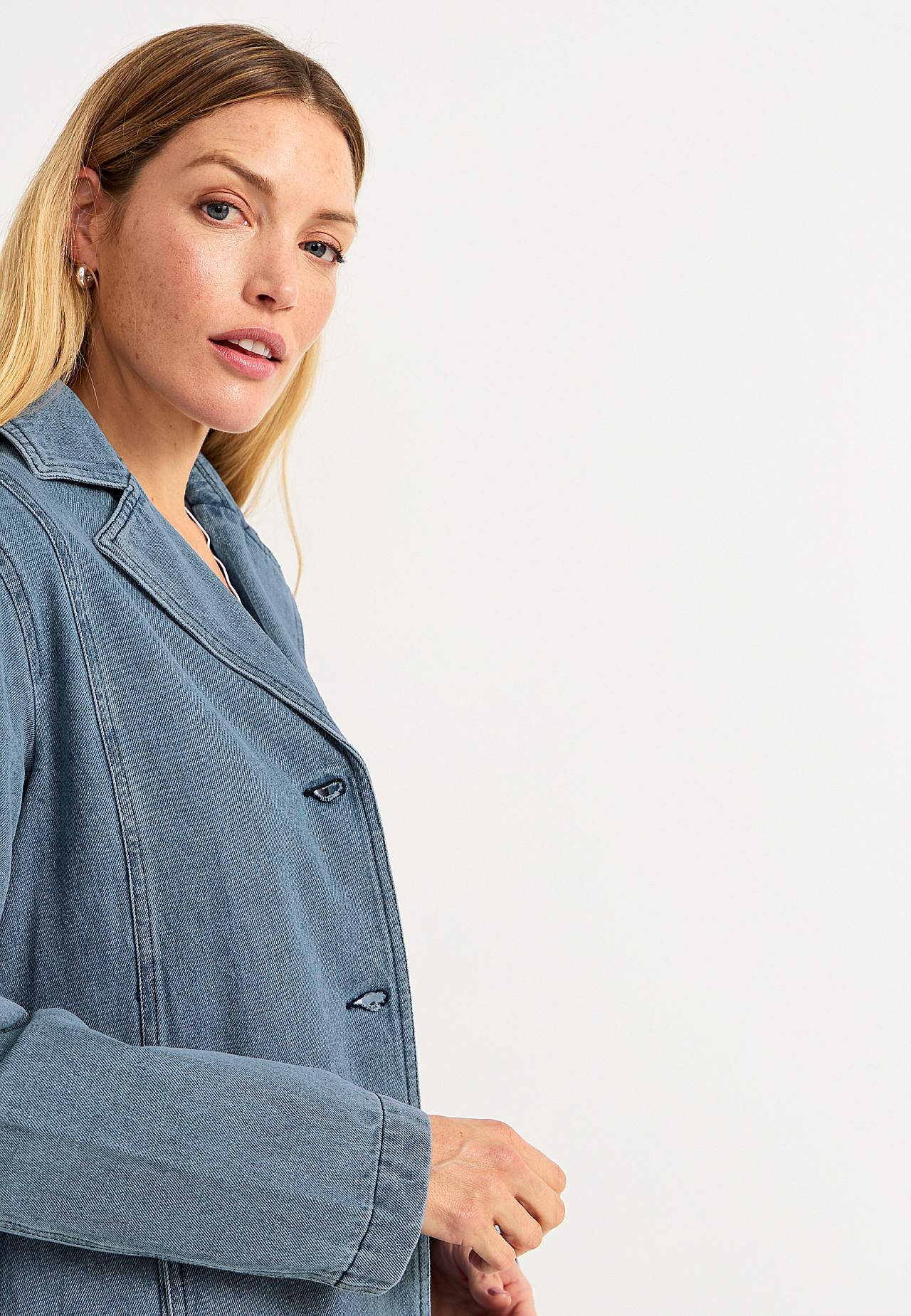 Kappa i denim med knytskärp