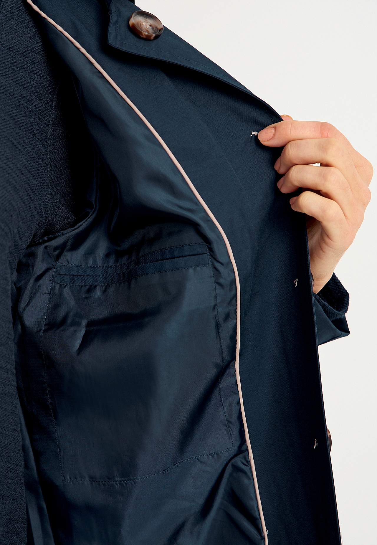 Enkelknäppt trenchcoat