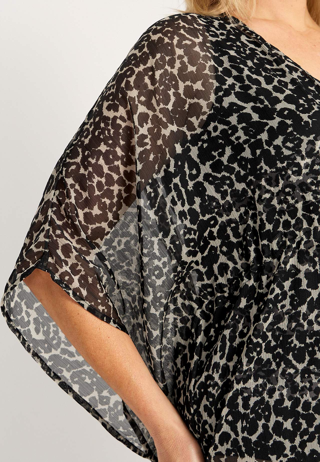 Mönstrad strandkaftan