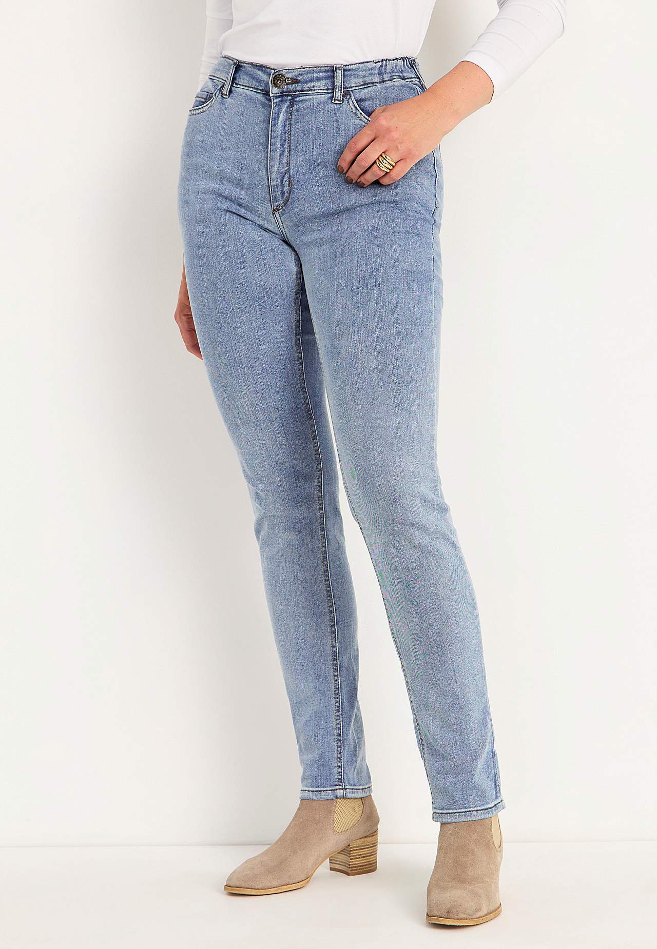 Jeans med resår i sidorna