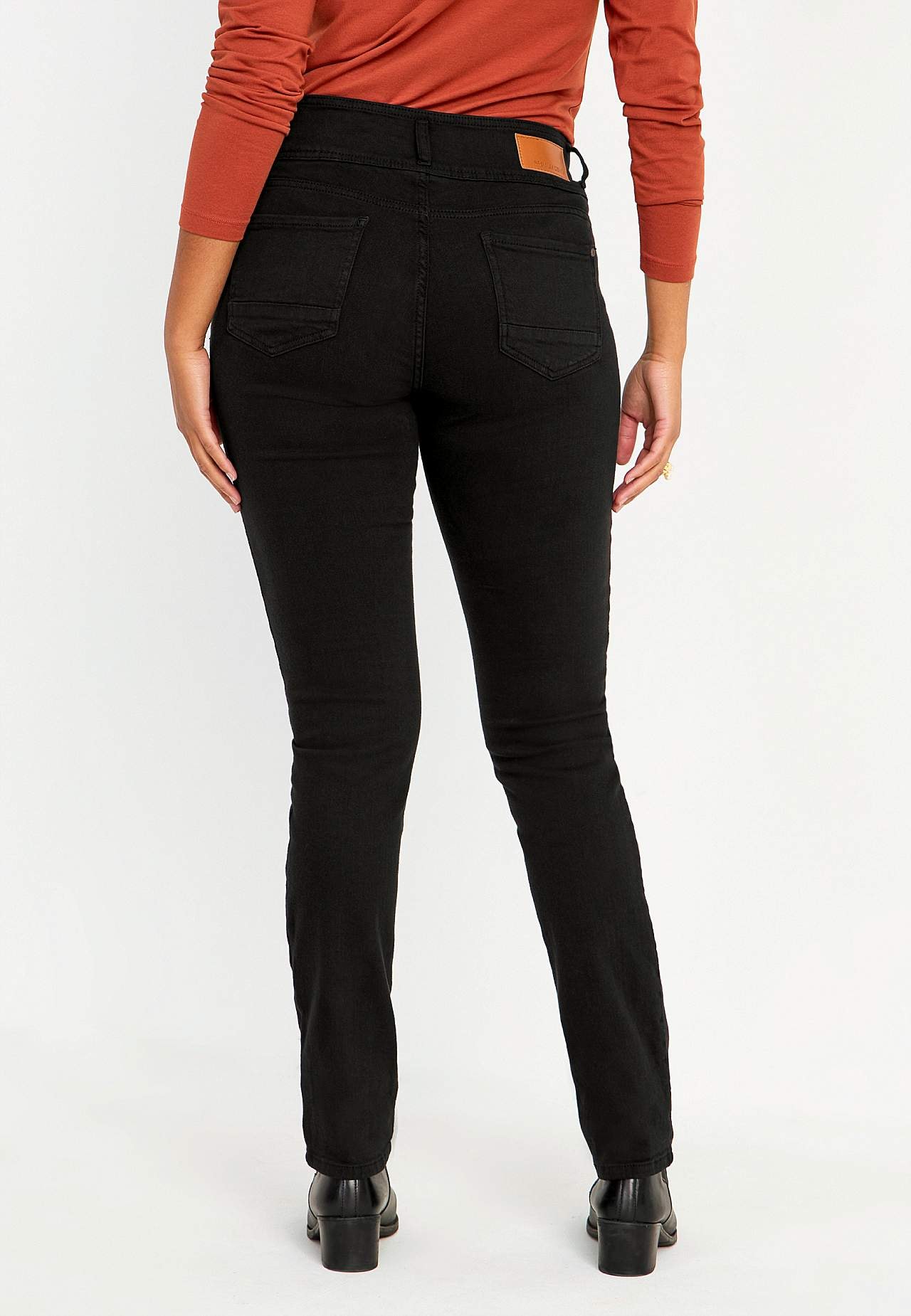 Raka jeans med hög midja