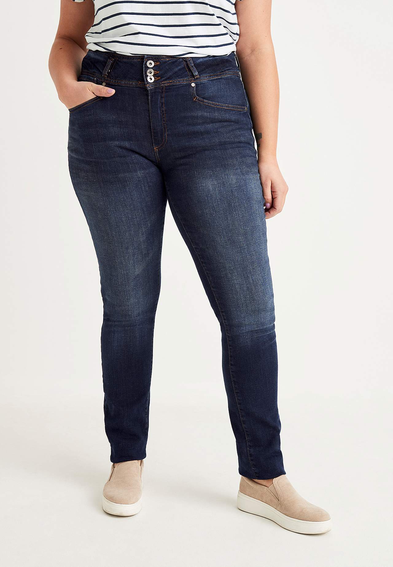 Raka jeans med hög midja