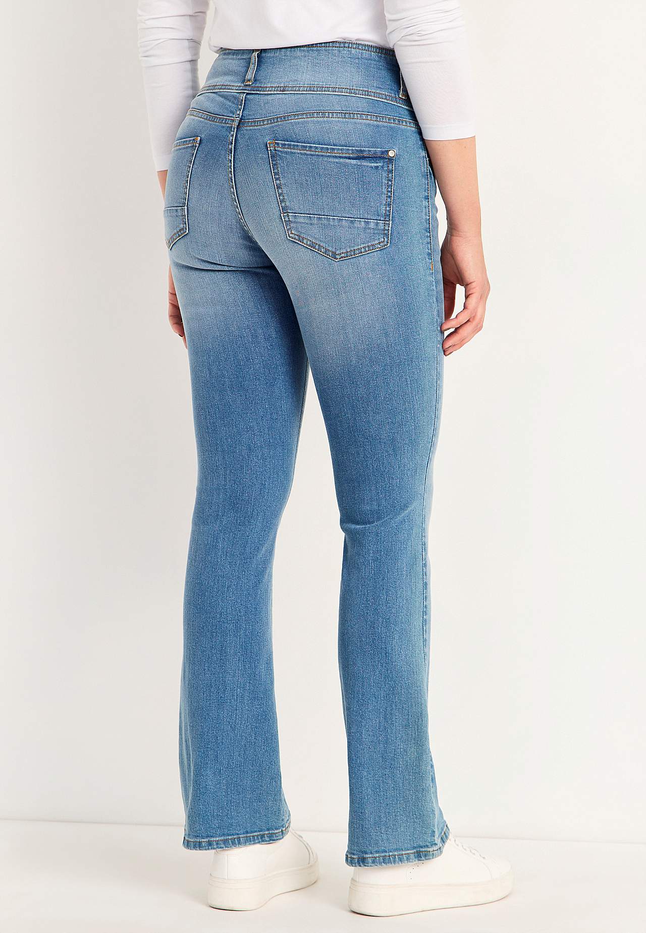 Bootcut jeans med hög midja