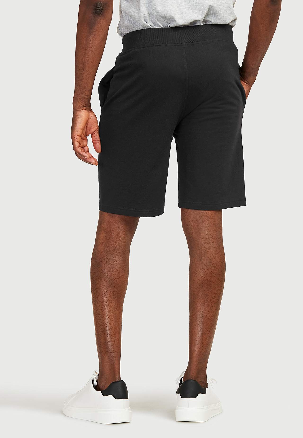 Svettisshorts med ledig passform Sverker