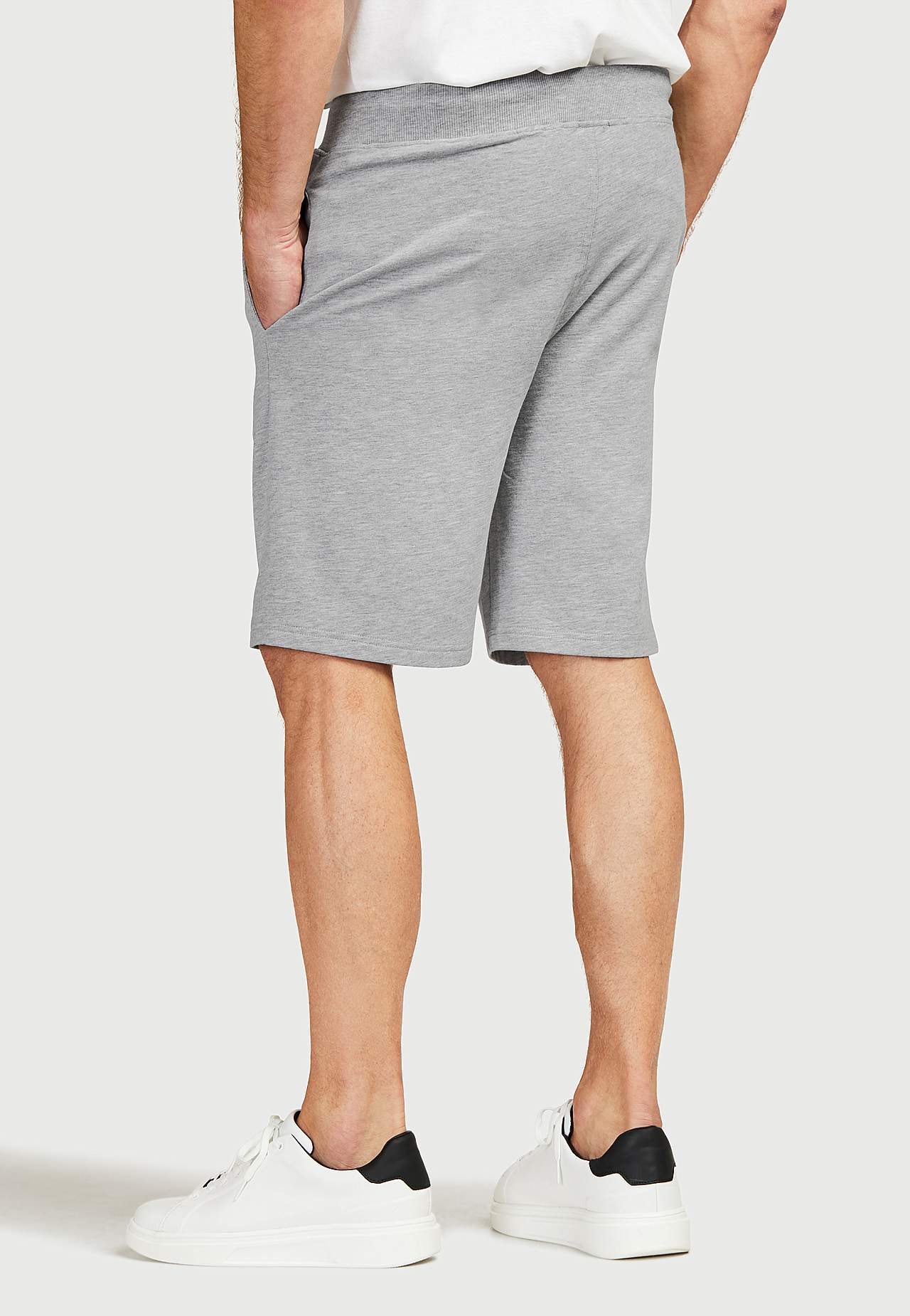 Svettisshorts med ledig passform Sverker