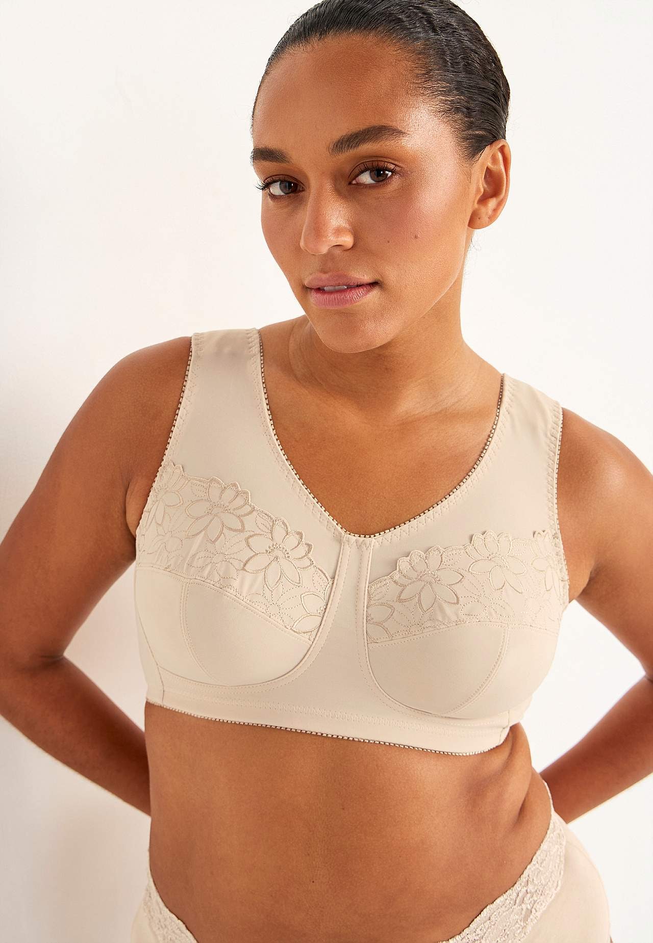 Soft-bh med broderi Lily 2-pack