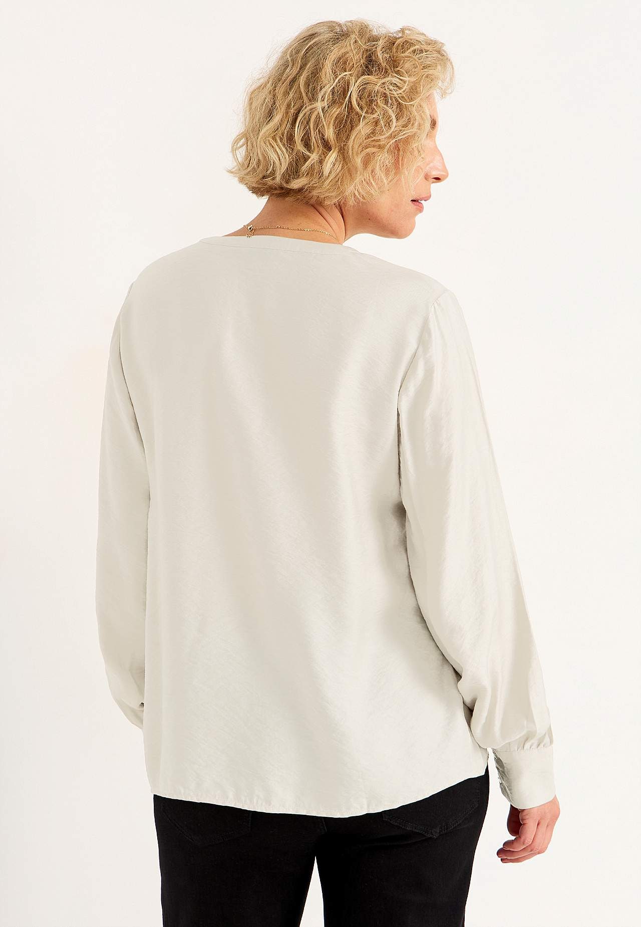 Vävd blus med knappar