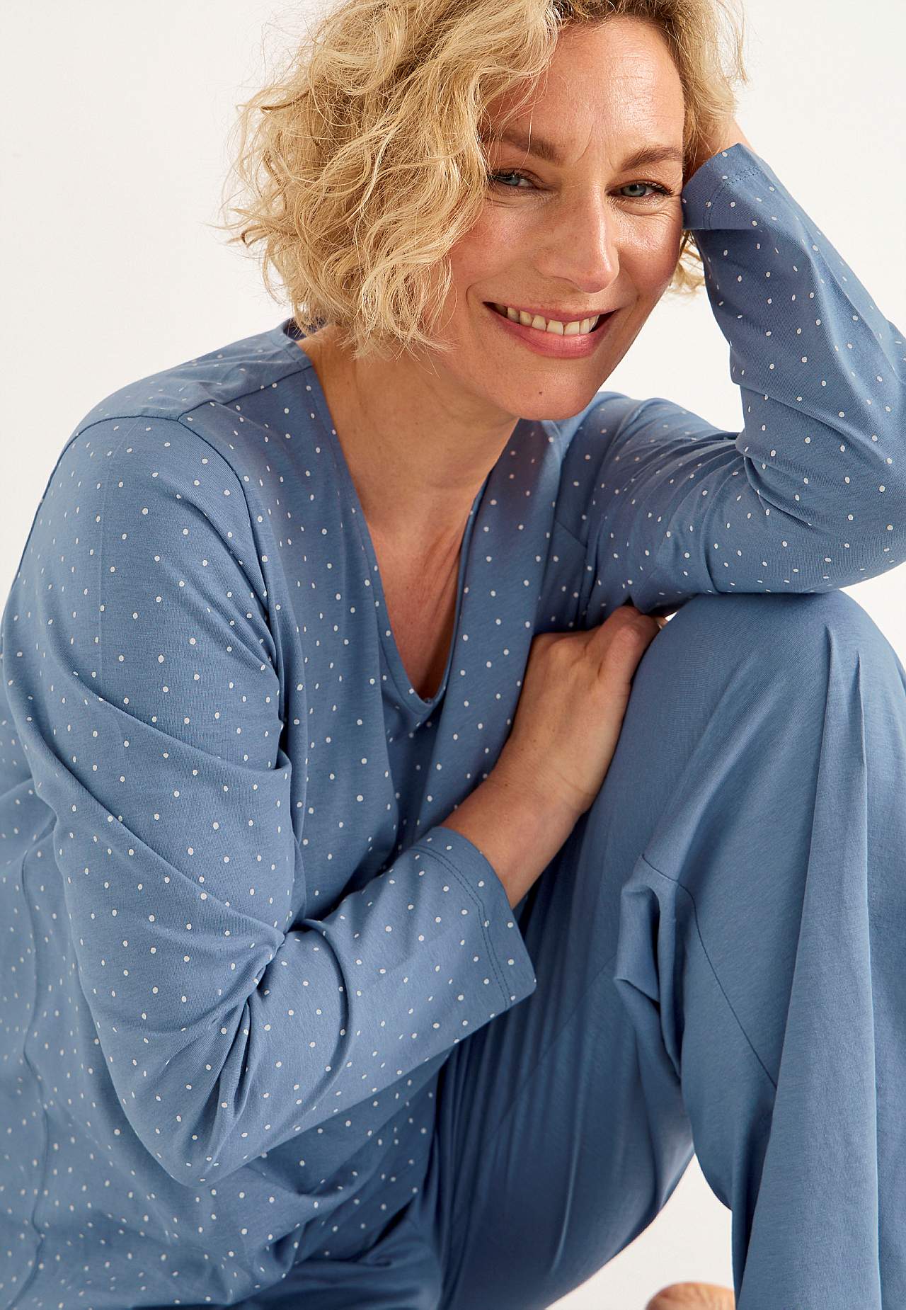 Tvådelad pyjamas med prickar