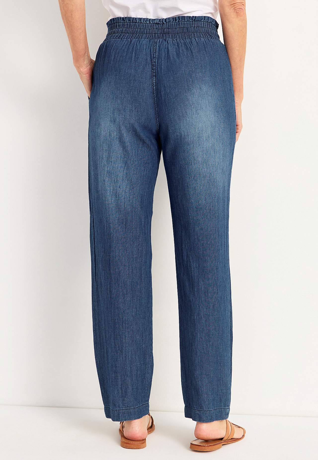 Lång byxa i mjuktvättad denim