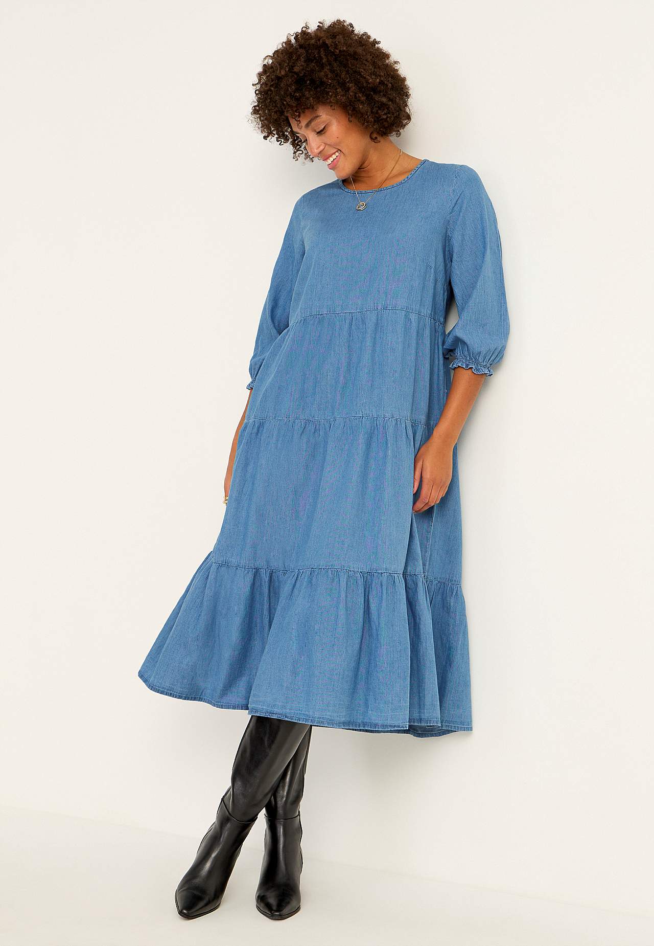 Jeansklänning med volanger