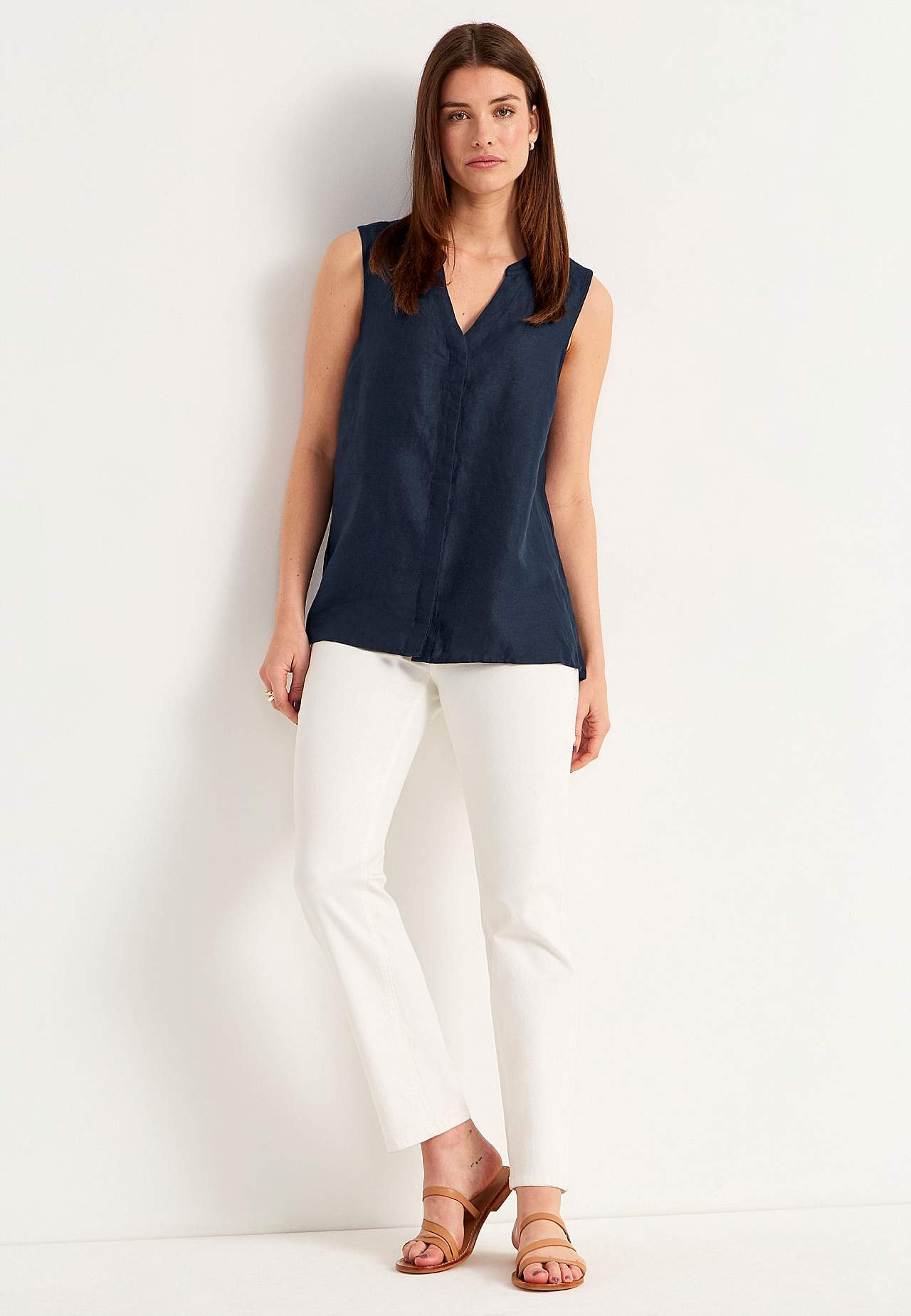 Linneblus Premium med ärmlös design