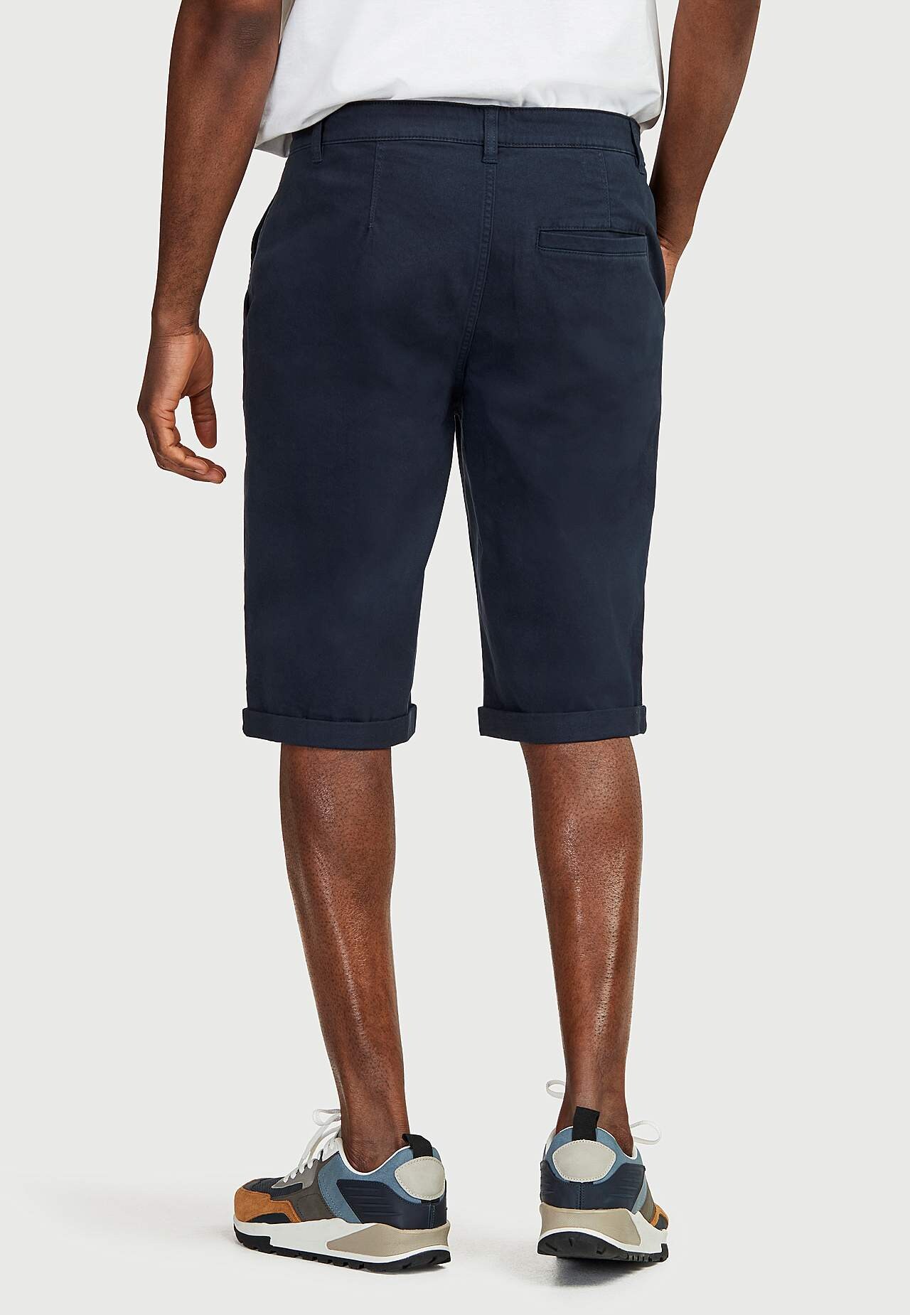 Långa shorts