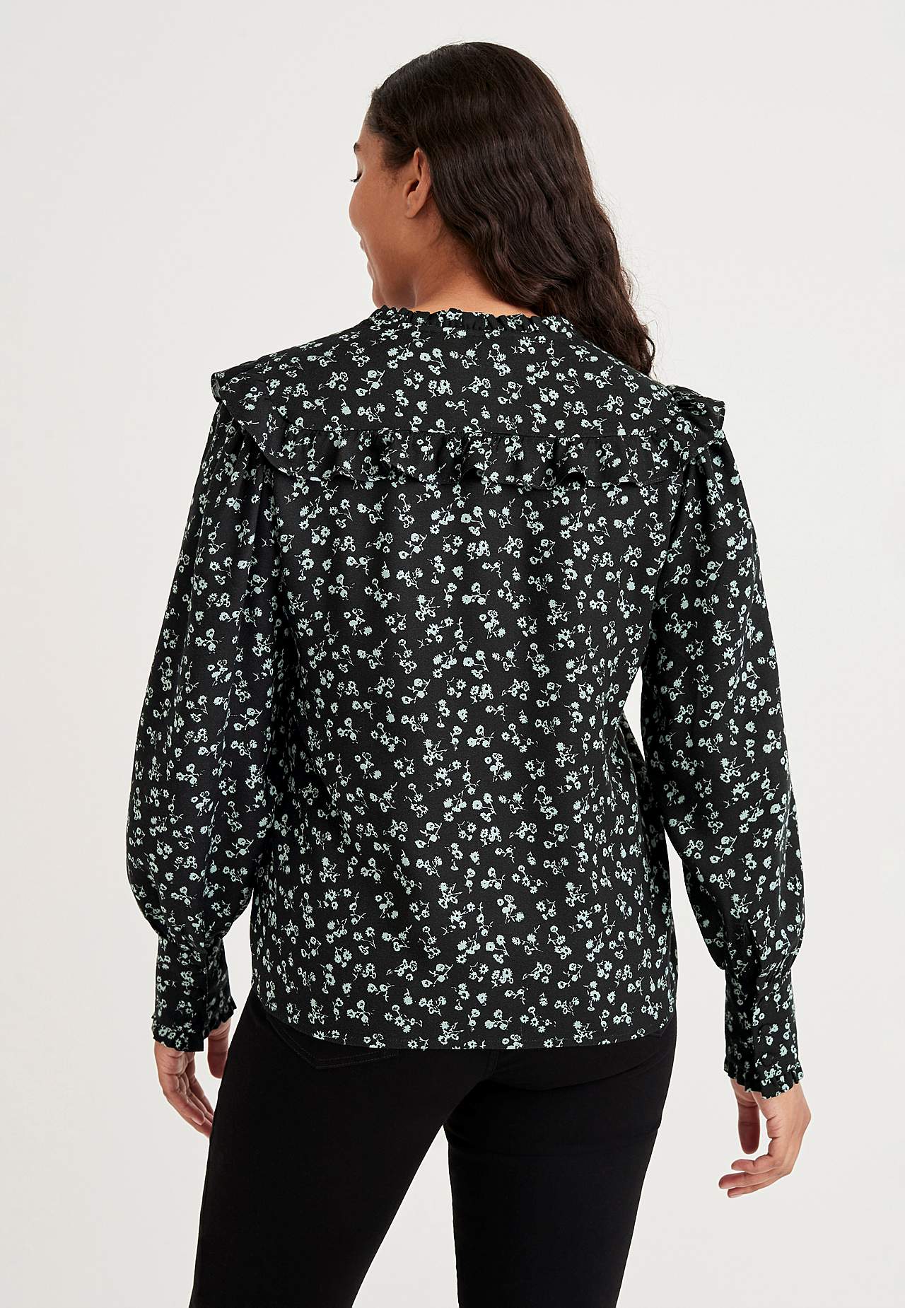 Mönstrad blus Laura
