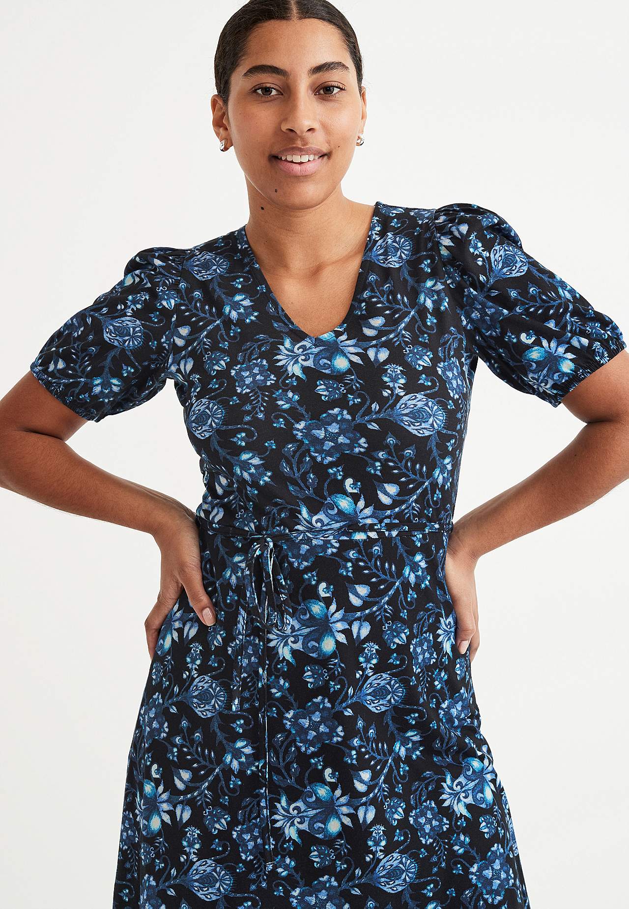 Mönstrad, kort trikåklänning