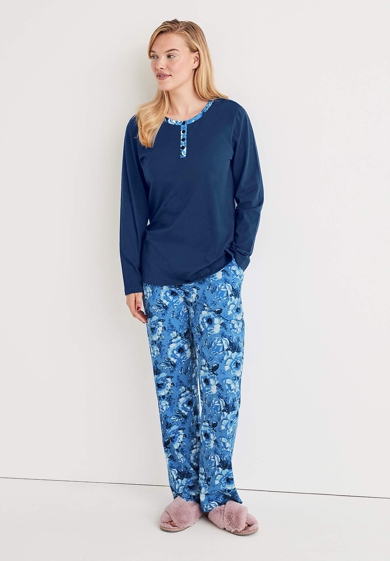 Blommönstrad pyjamas