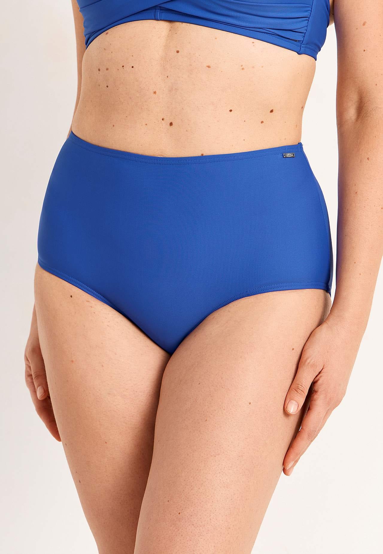 Bikinitrosa med hög midja