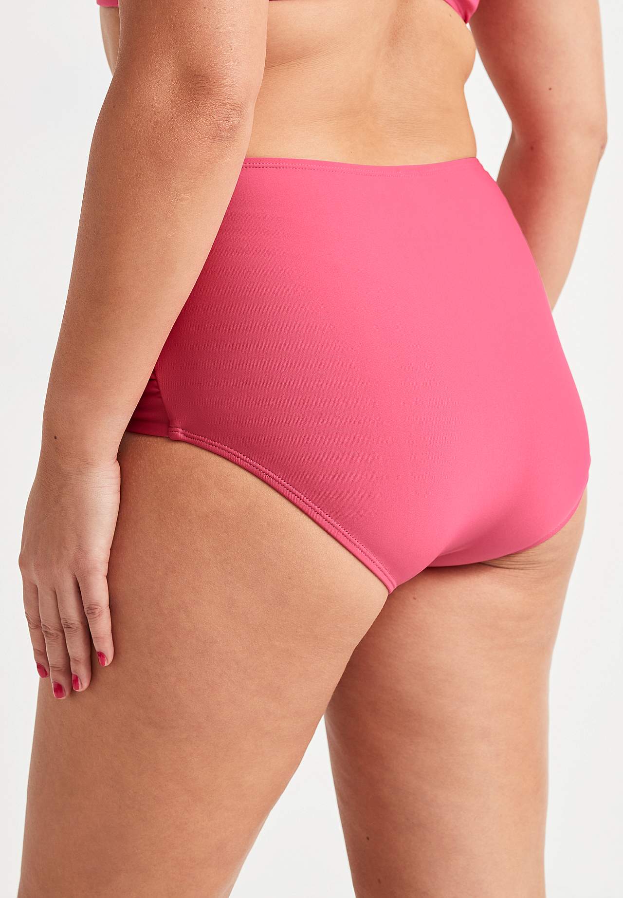Bikinitrosa med hög midja