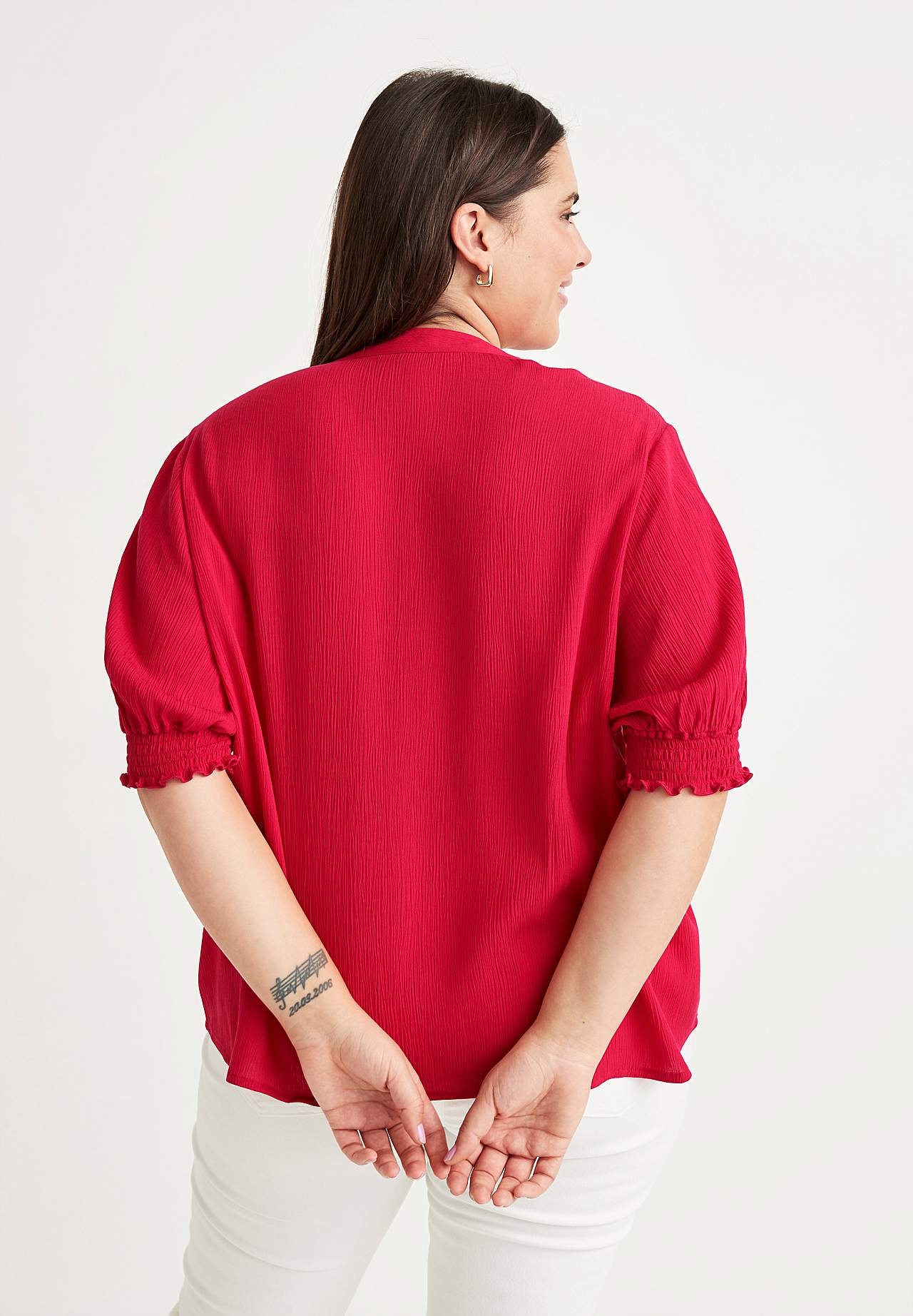 Crepe blus med smock Mia