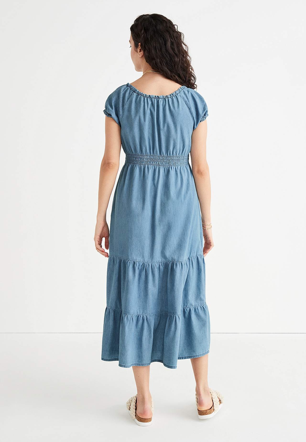 Jeansklänning med volanger Elsy