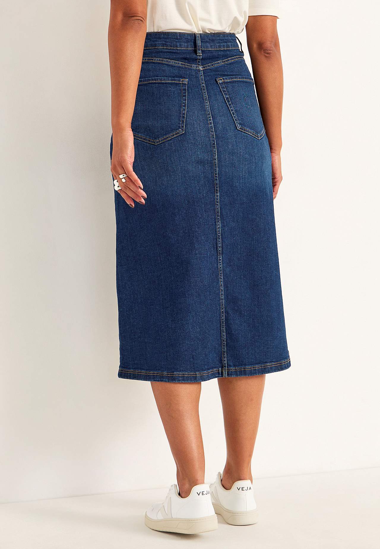 Jeanskjol med slits fram