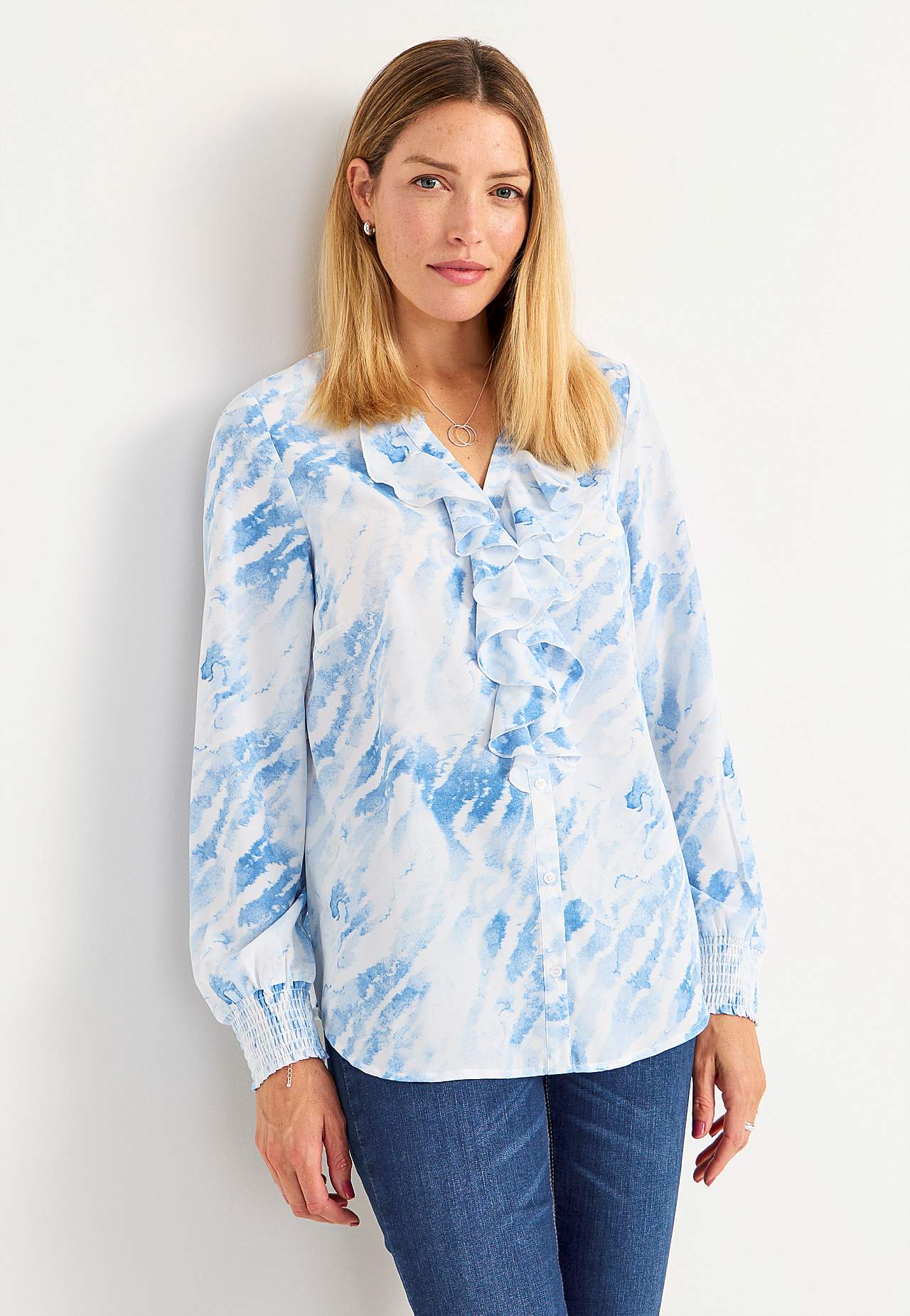 Blus med krås Alva