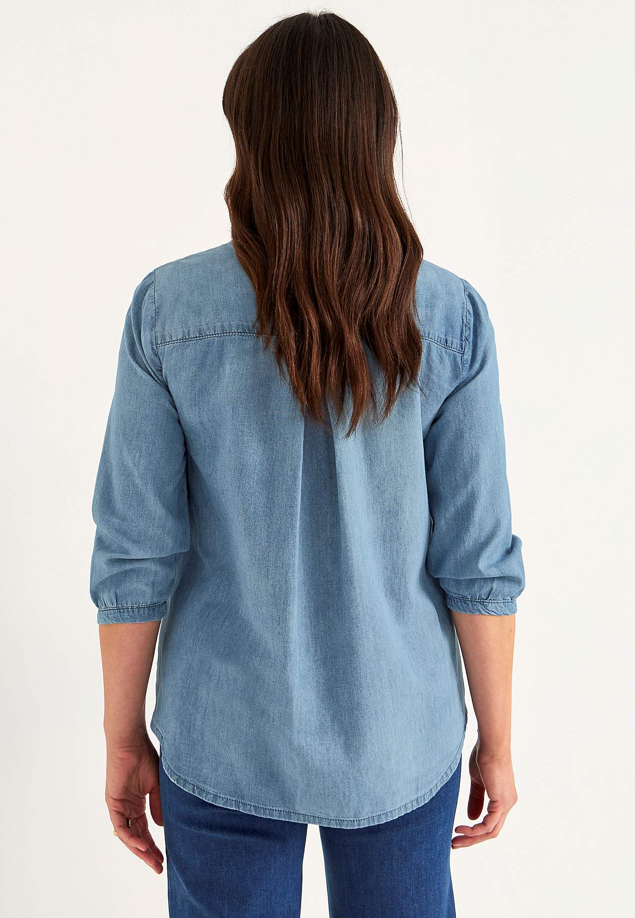 Denimblus med bröstficka