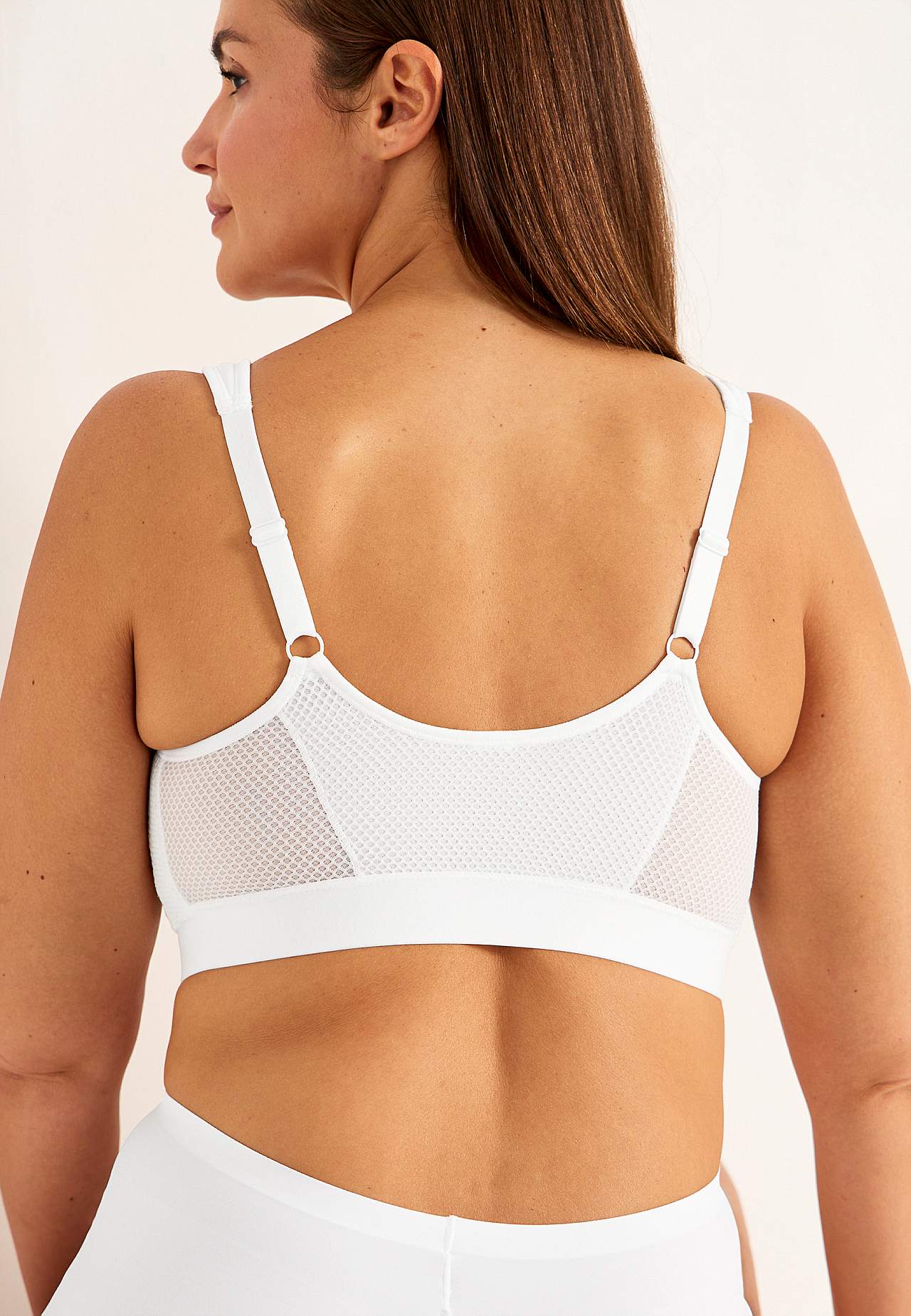 Framknäppt sport-bh med stöd Doris