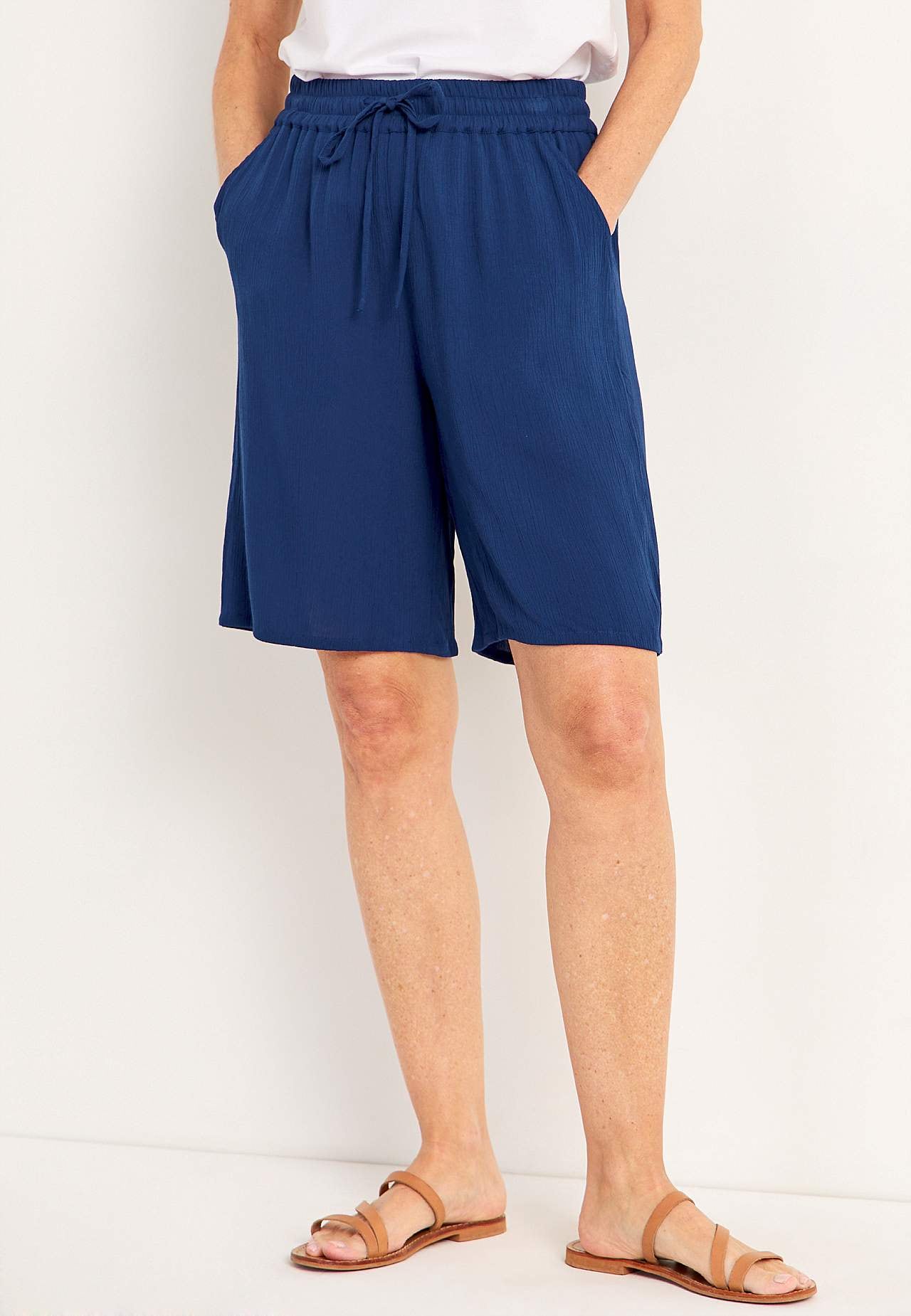 Shorts i crepe kvalitet