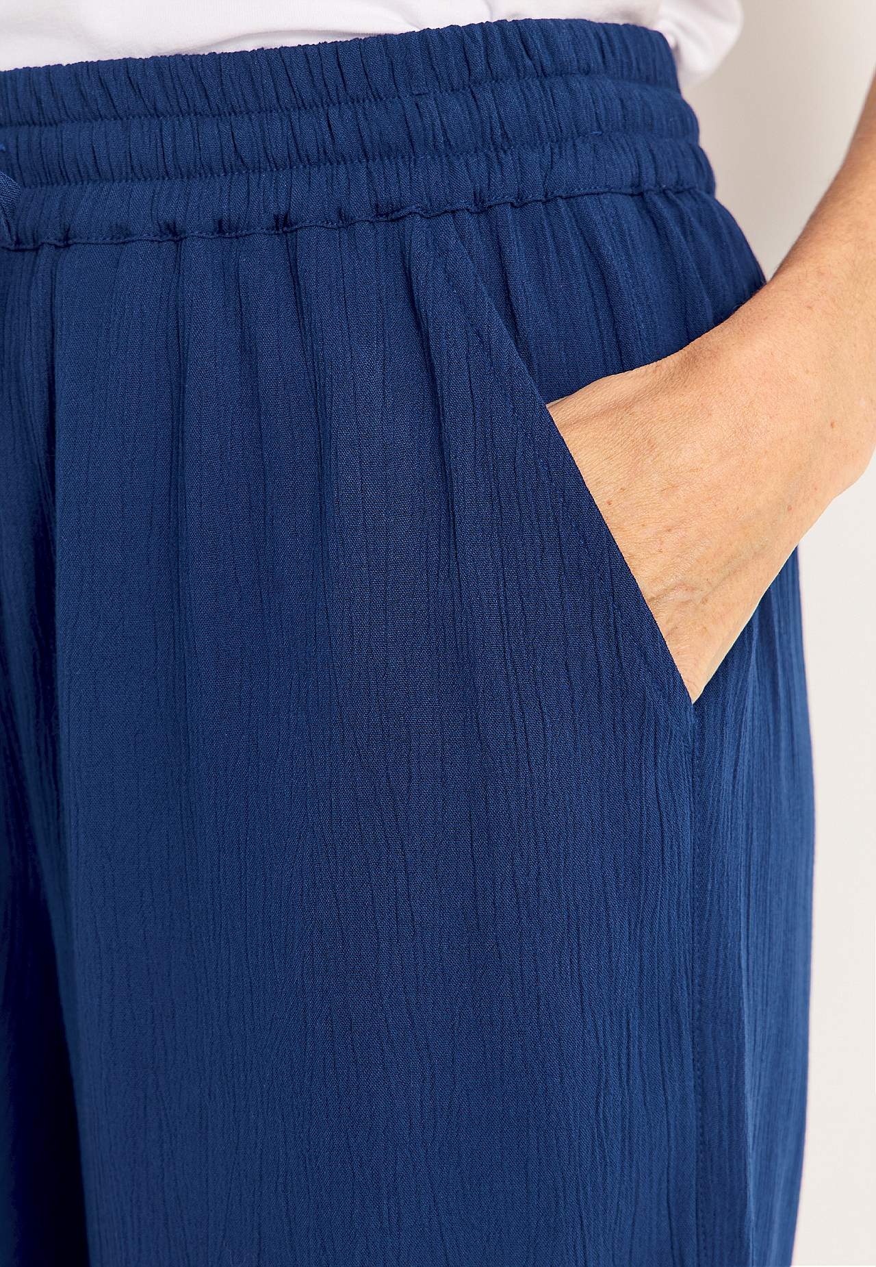 Shorts i crepe kvalitet