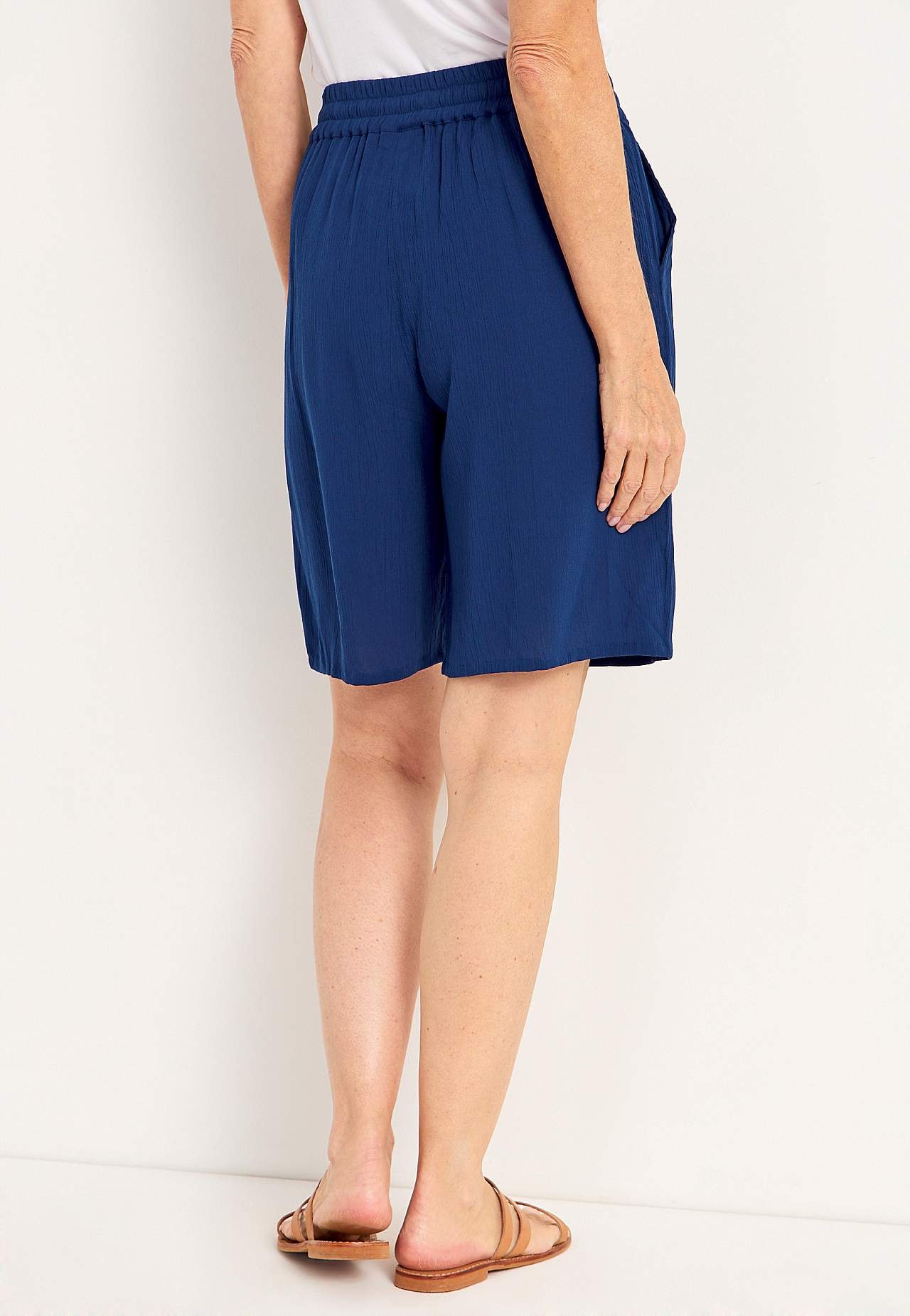 Shorts i crepe kvalitet