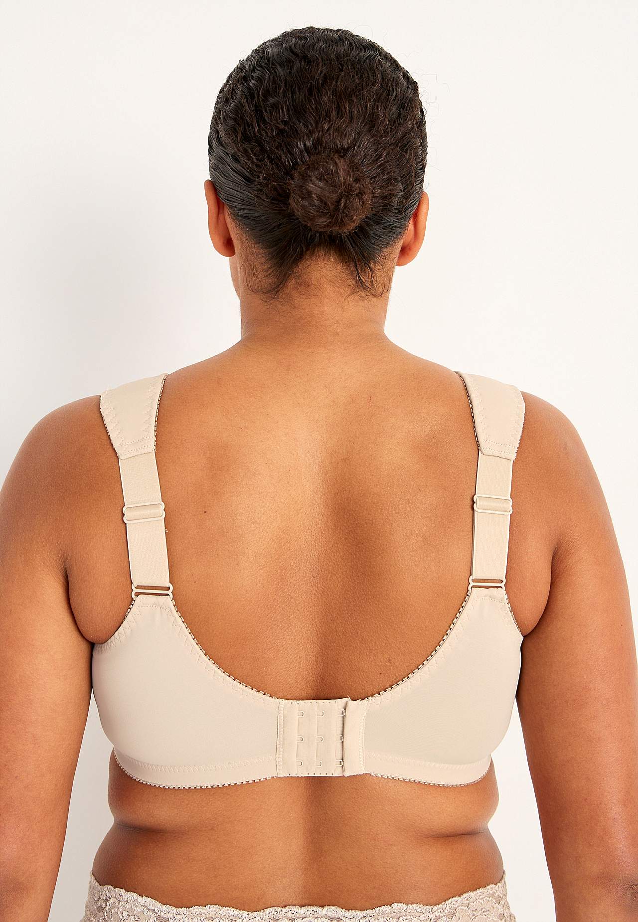 Soft-bh med broderi