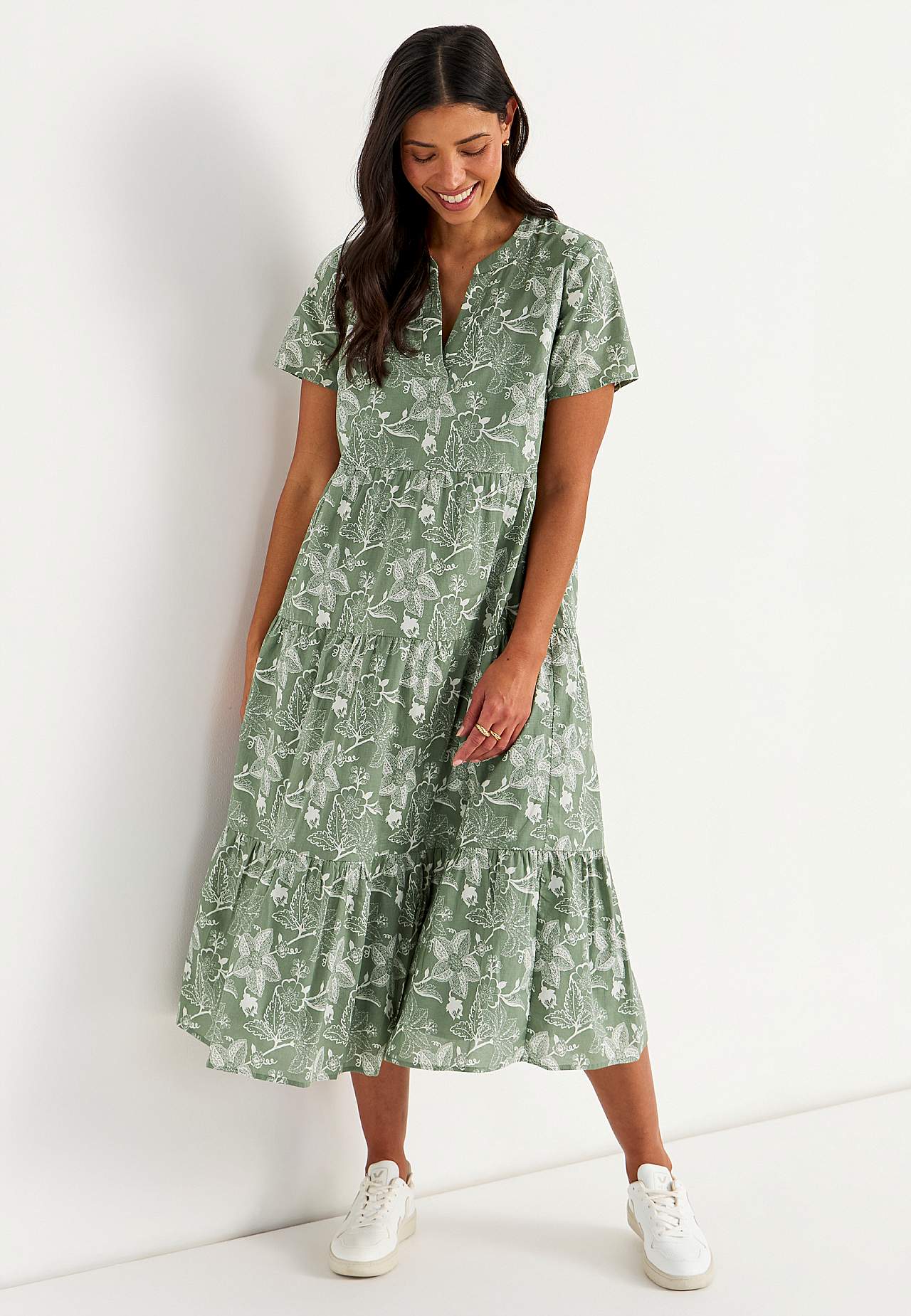 Bomullsklänning med volang